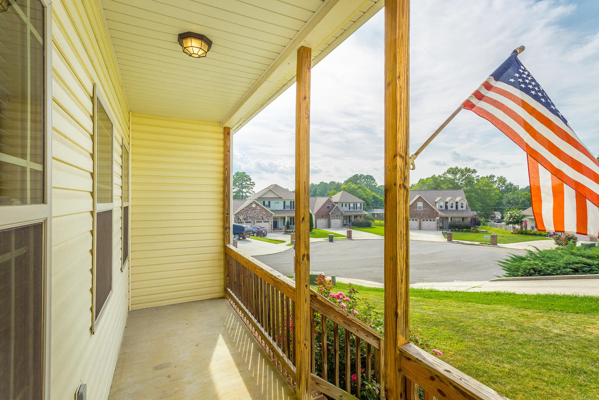 878 Windrush Loop