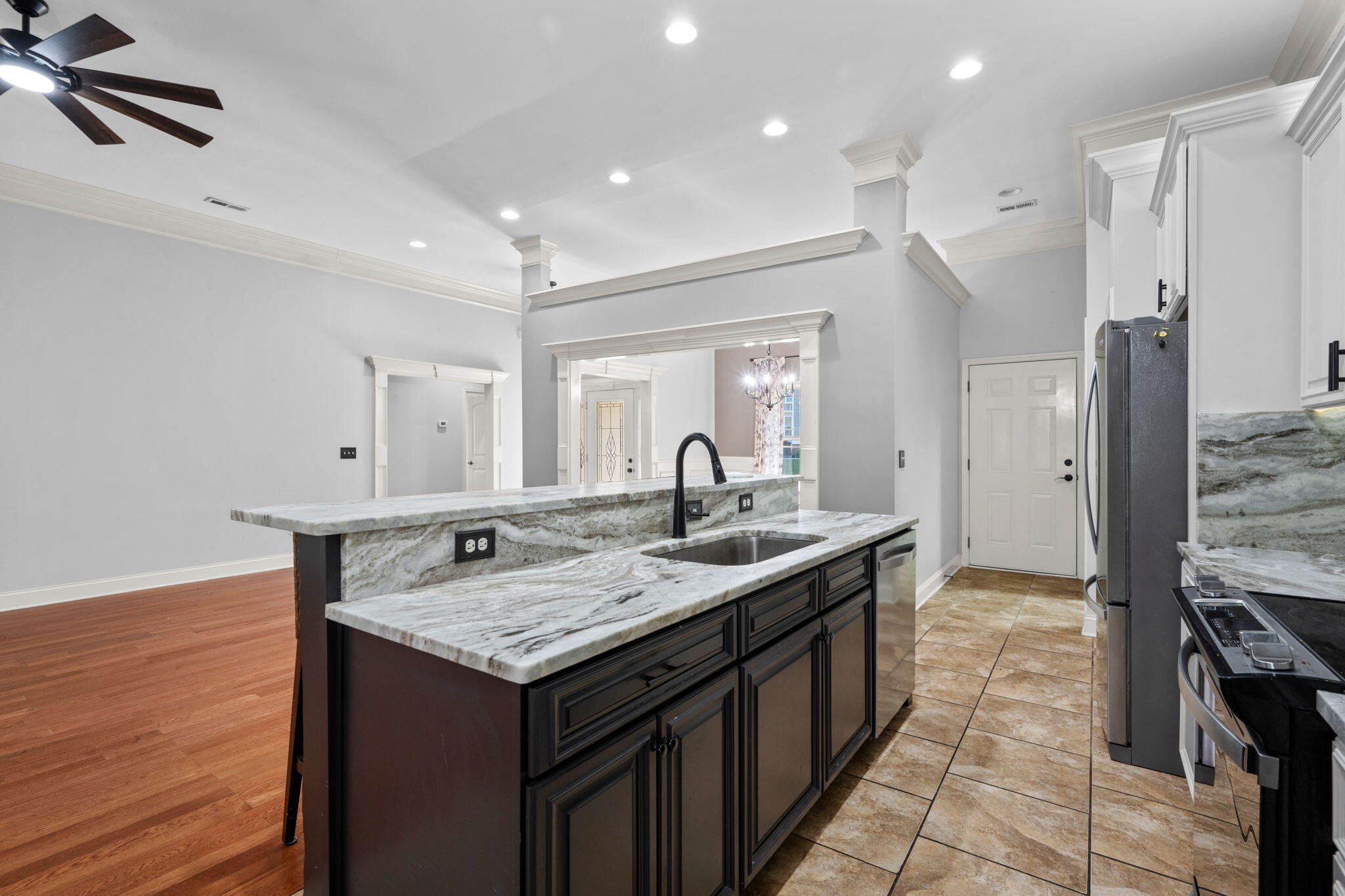 8879 Mckenzie Farm Drive