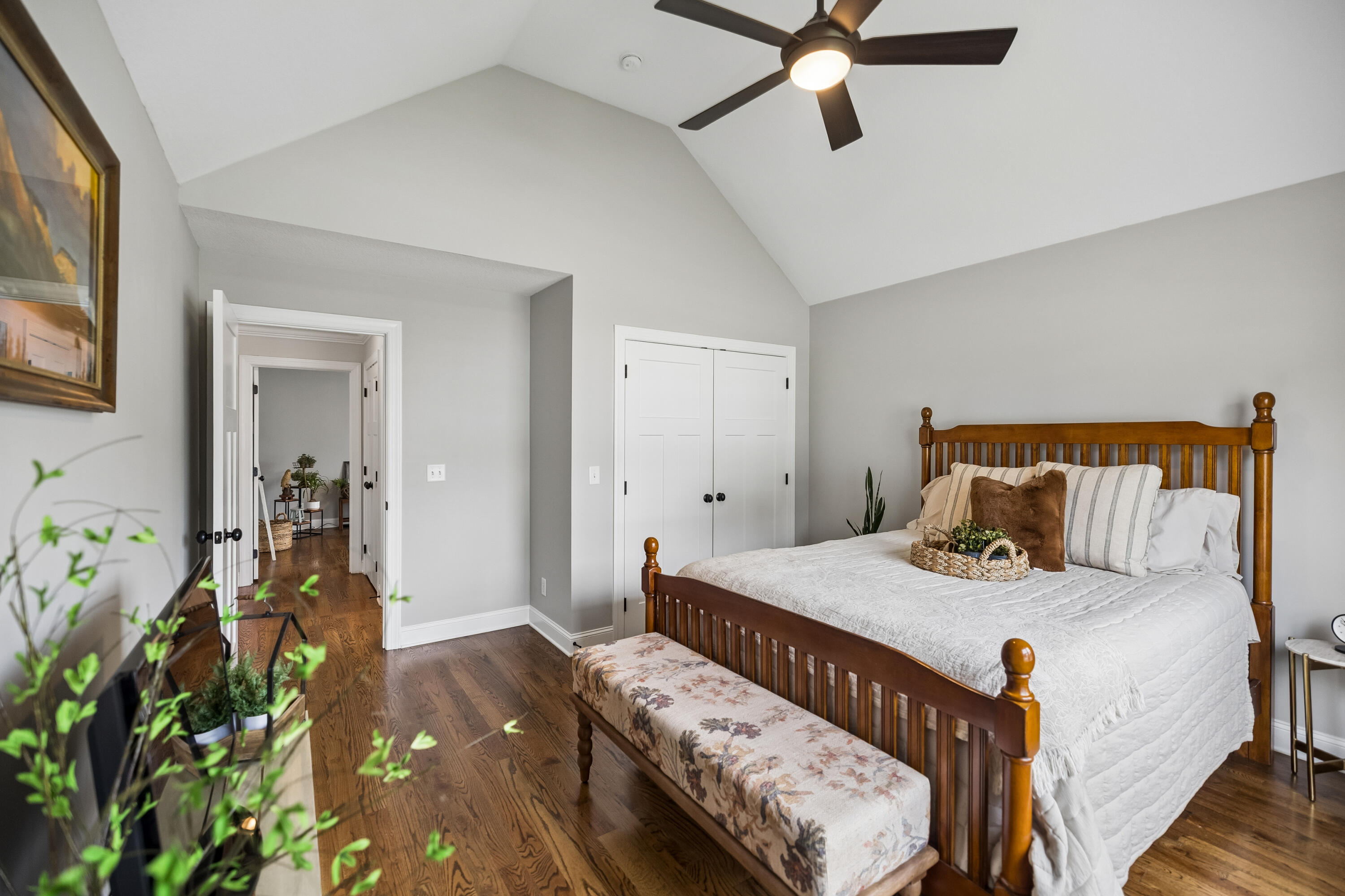 229 Running Oak Drive