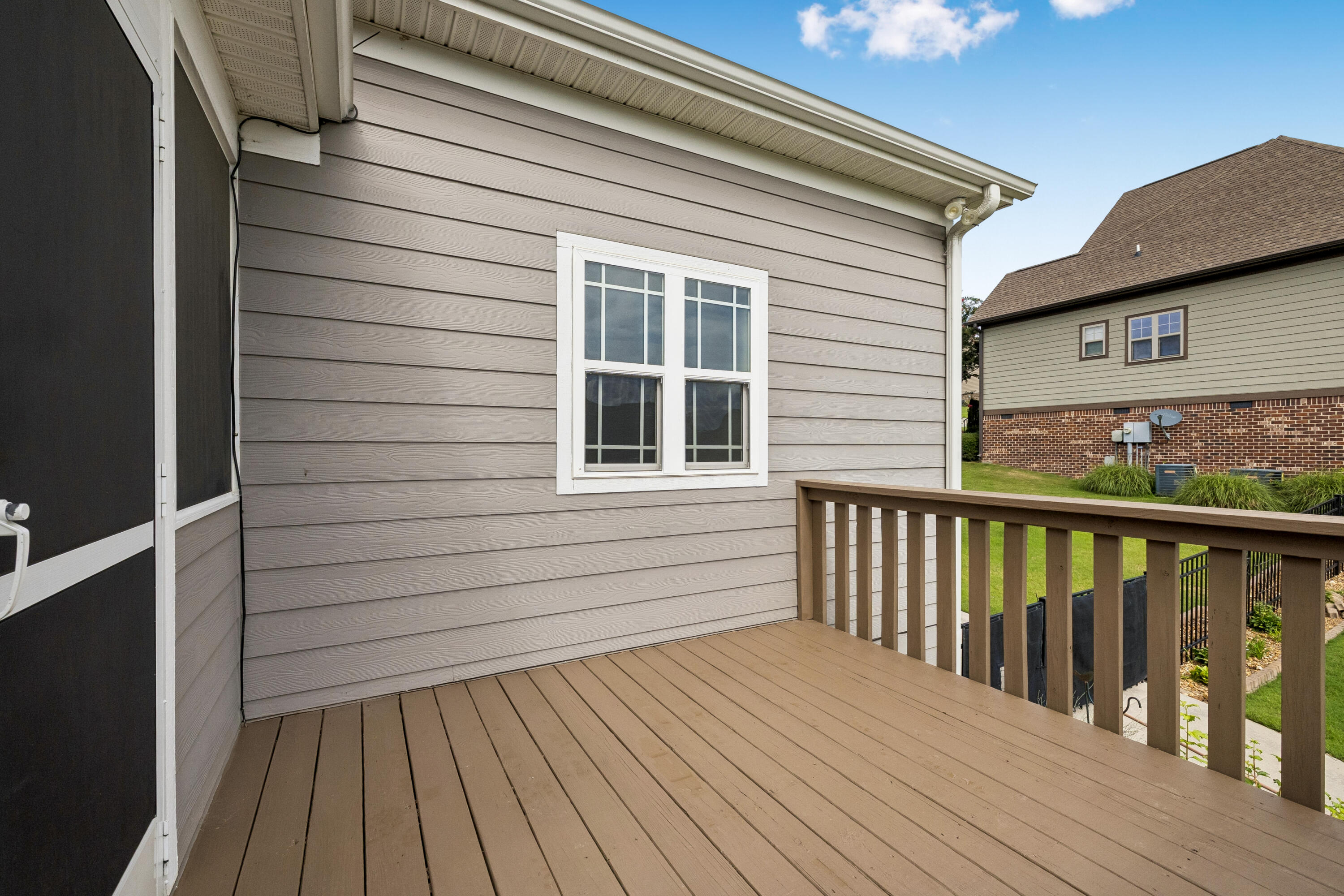 229 Running Oak Drive