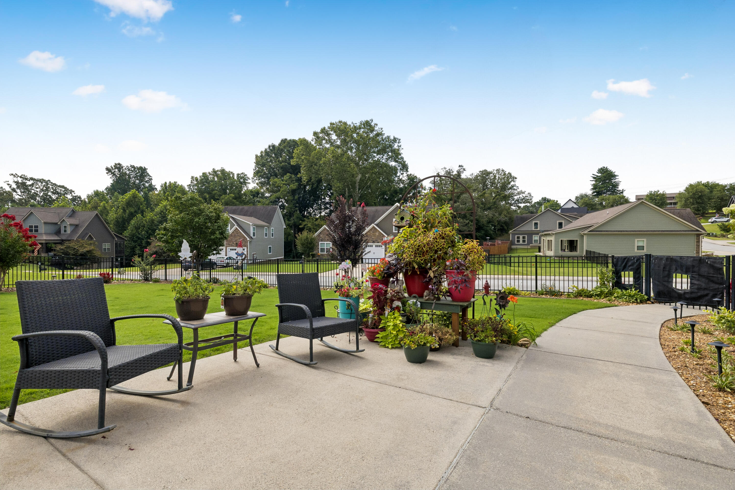 229 Running Oak Drive