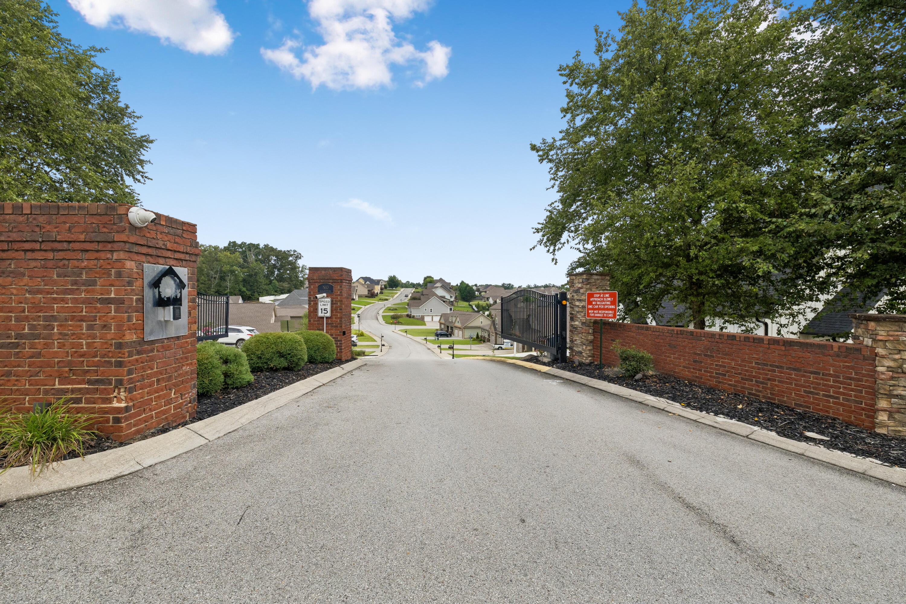 229 Running Oak Drive