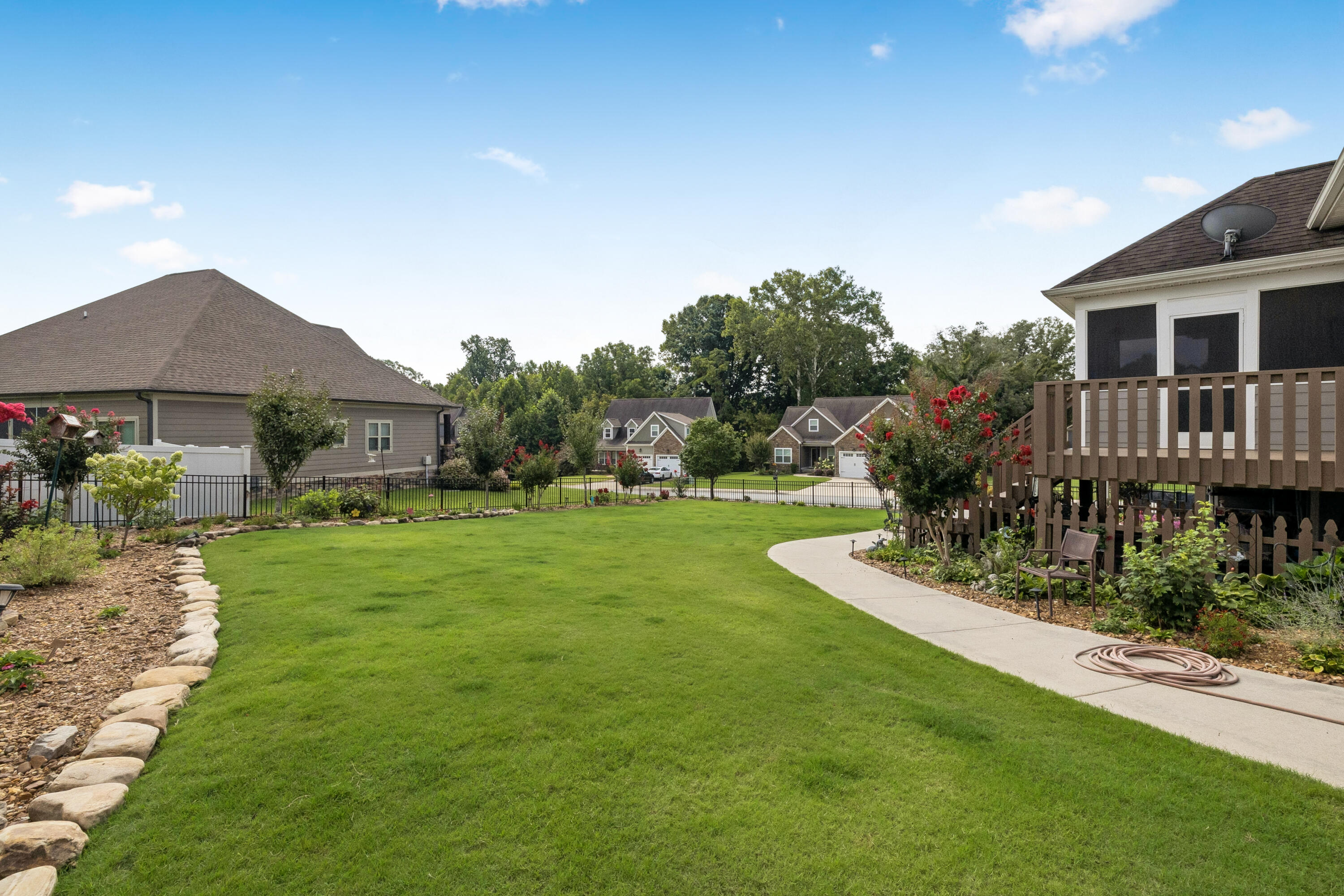 229 Running Oak Drive