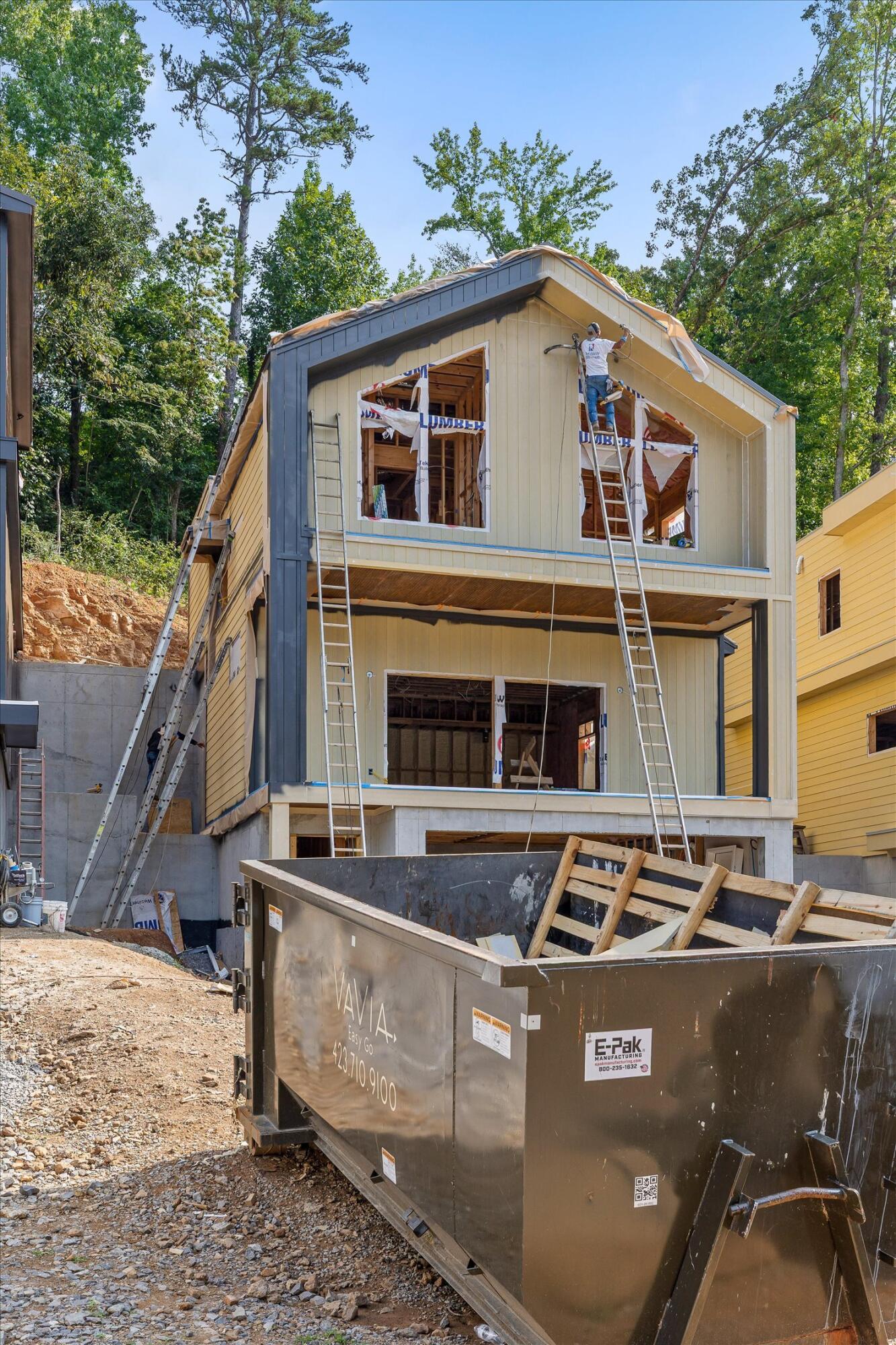202 Lullwater Road