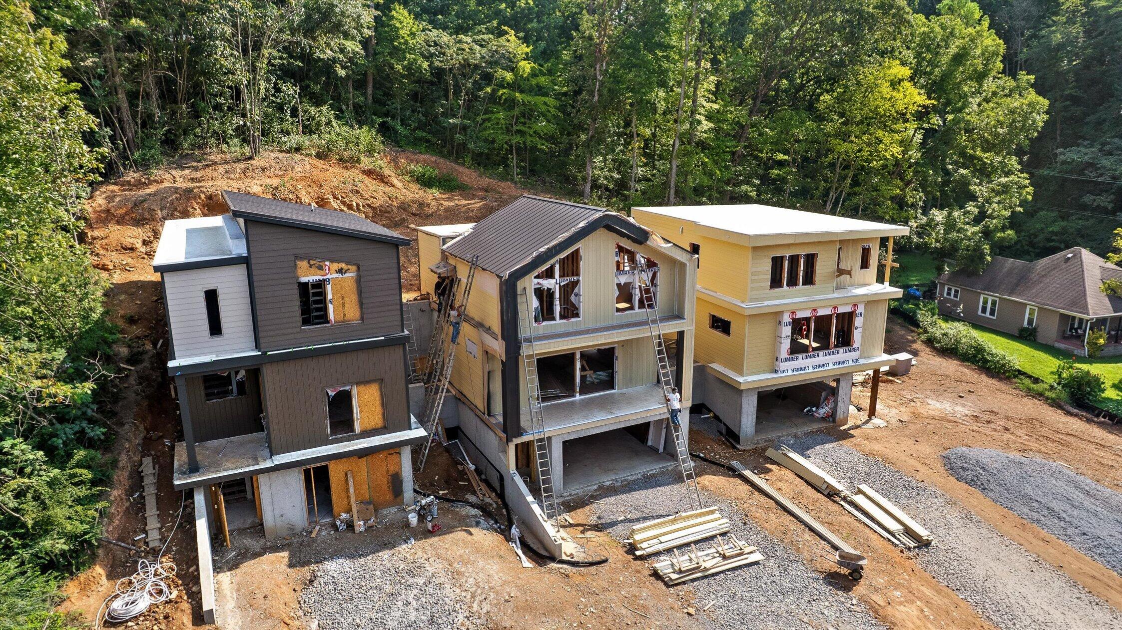 202 Lullwater Road