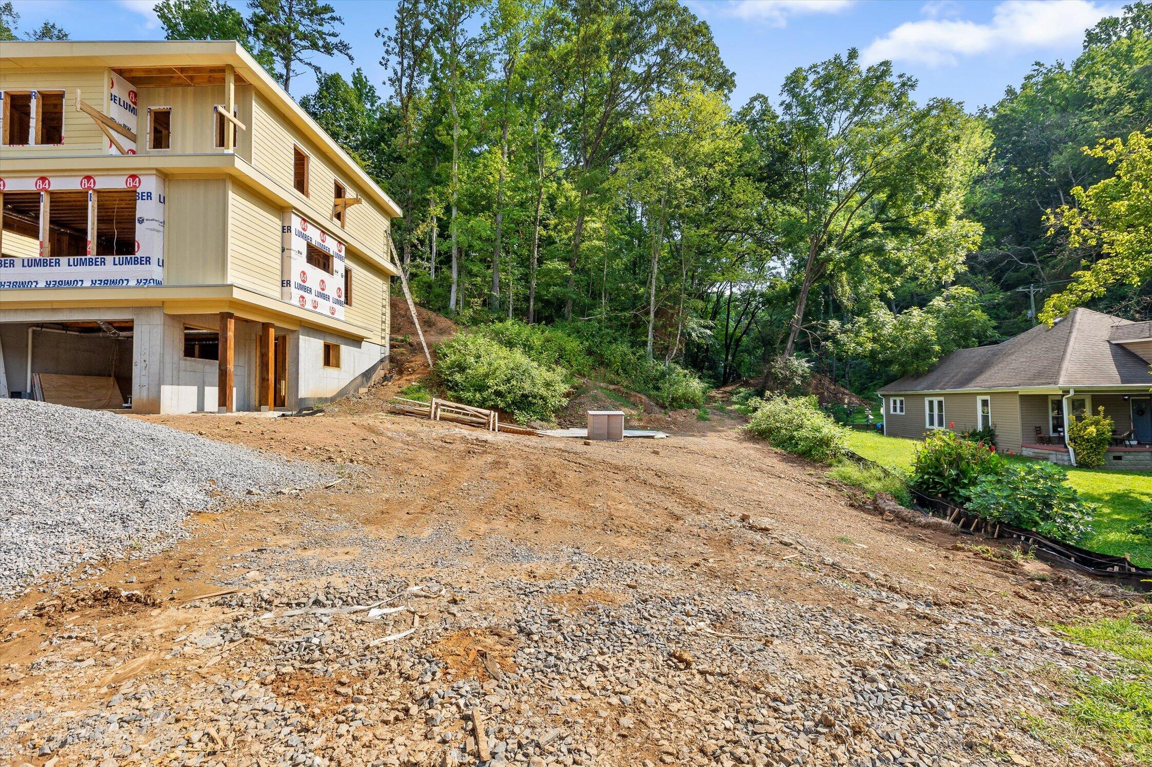 202 Lullwater Road