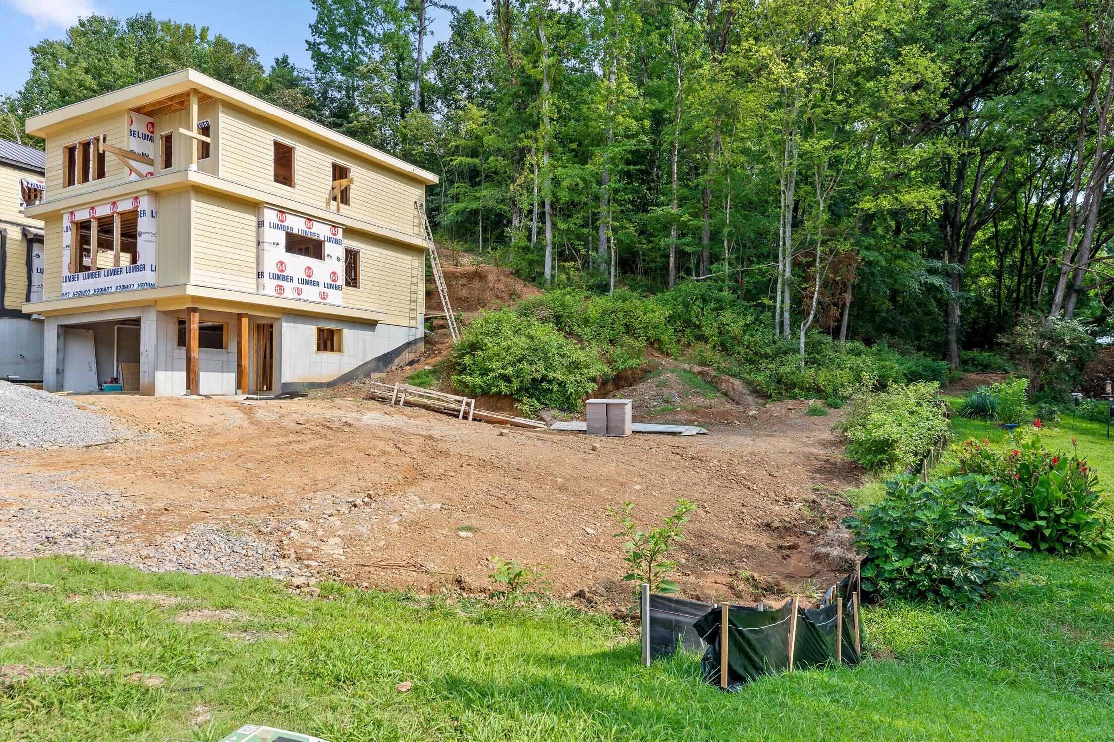 204 Lullwater Road