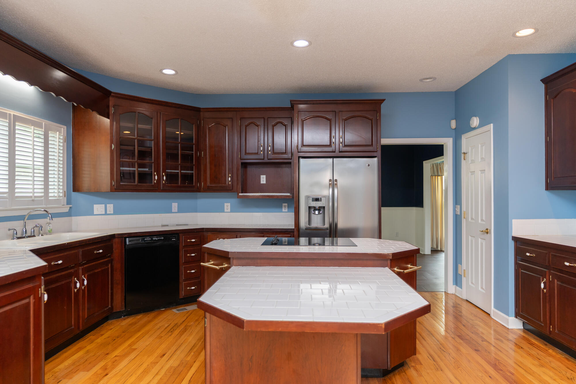 2421 Laurelton Creek Lane