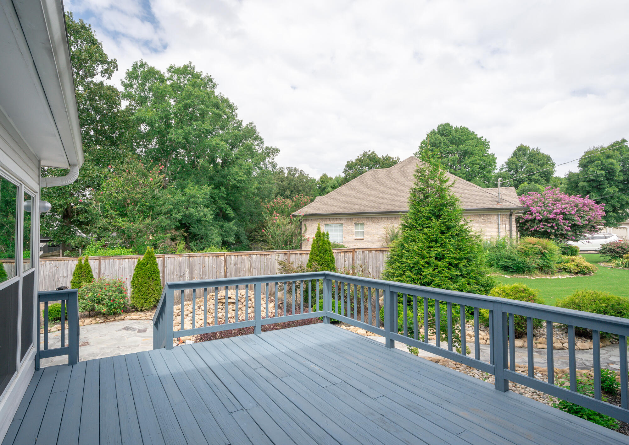 2421 Laurelton Creek Lane