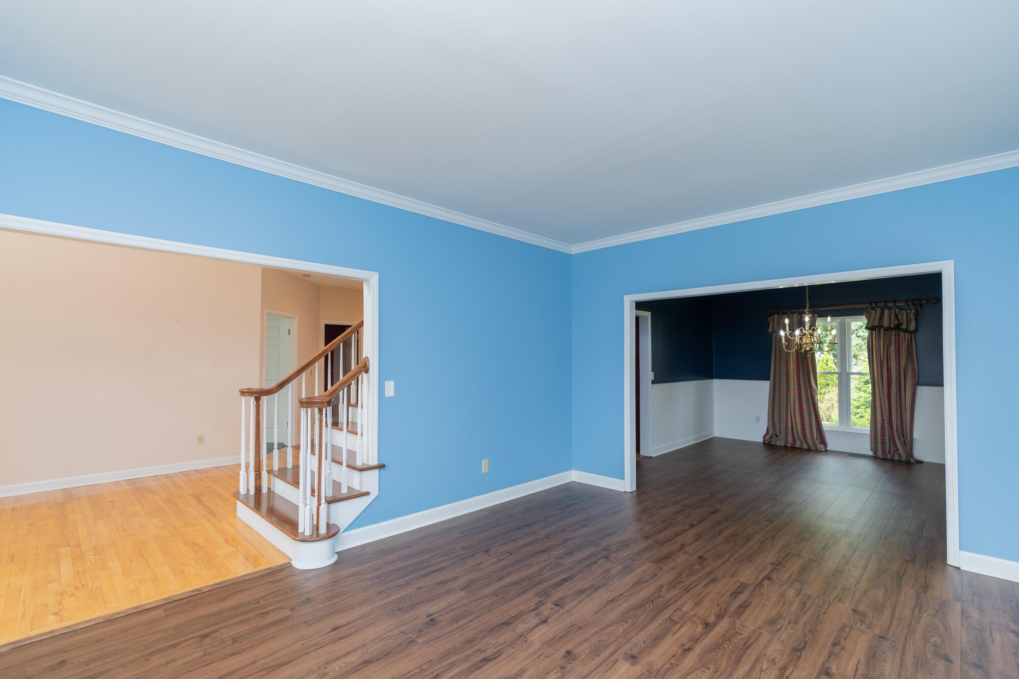 2421 Laurelton Creek Lane