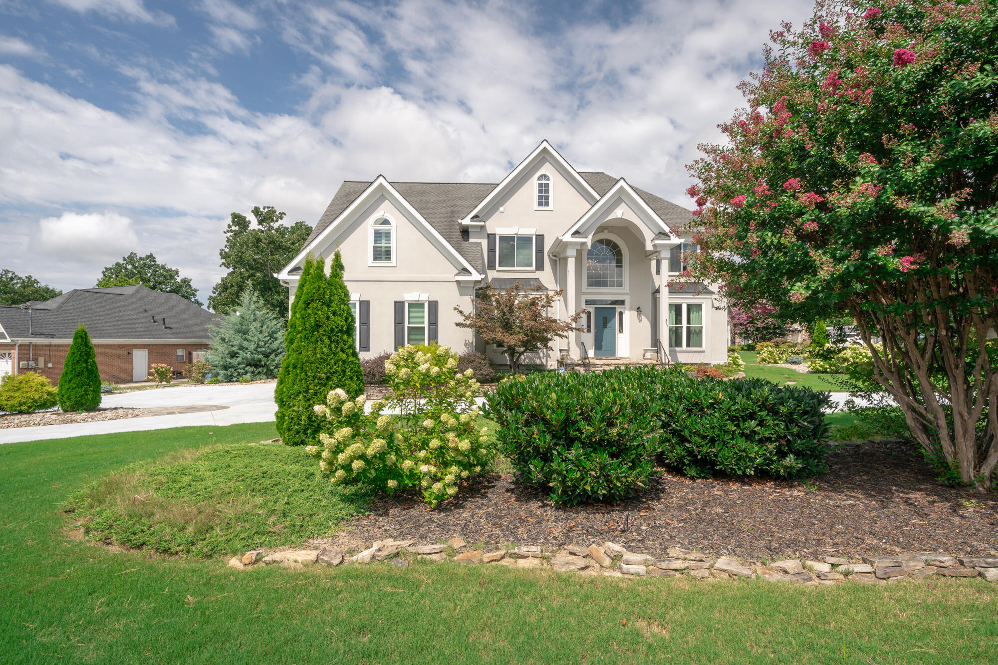 2421 Laurelton Creek Lane