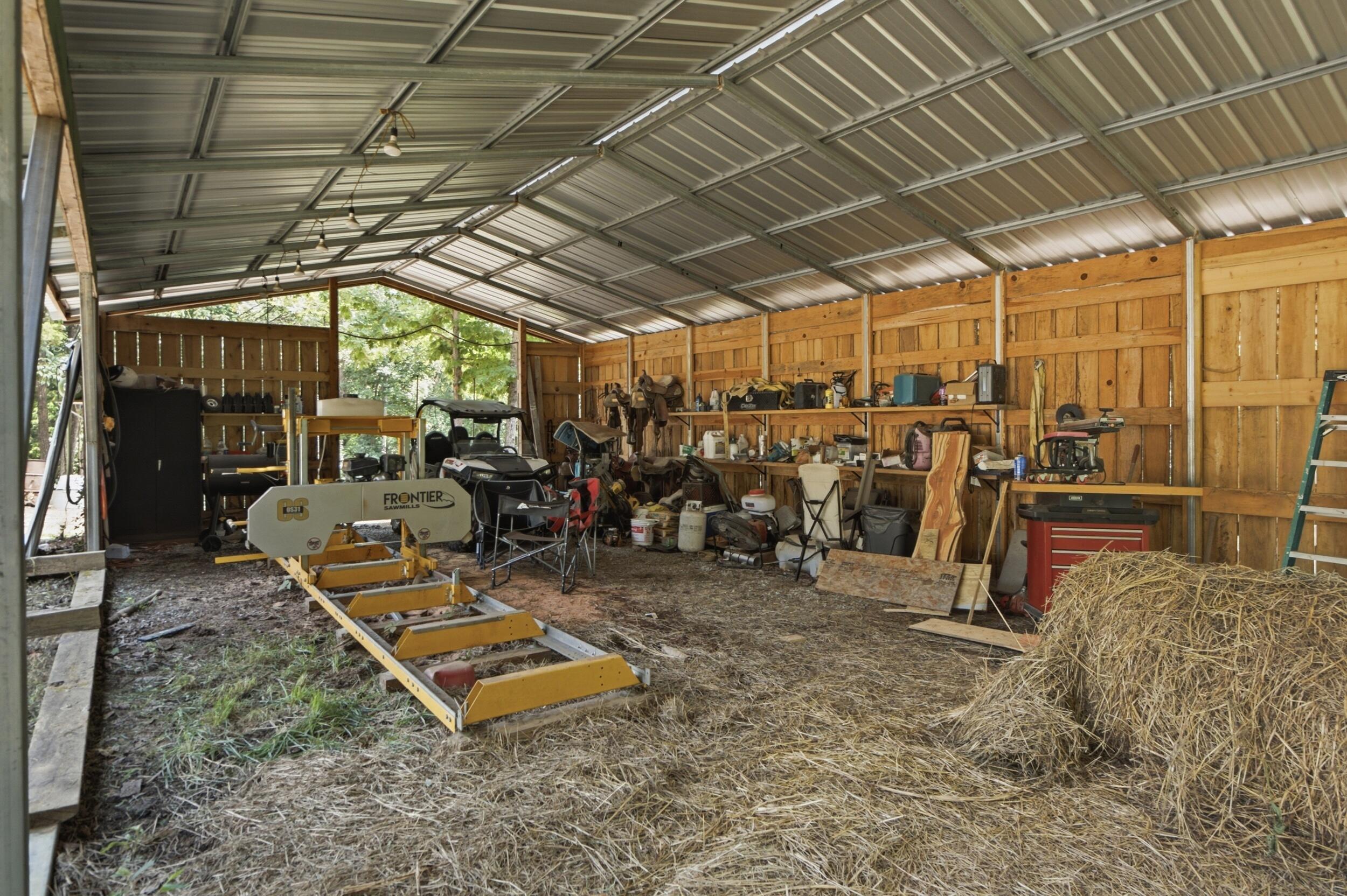 00 Pete Graham Road