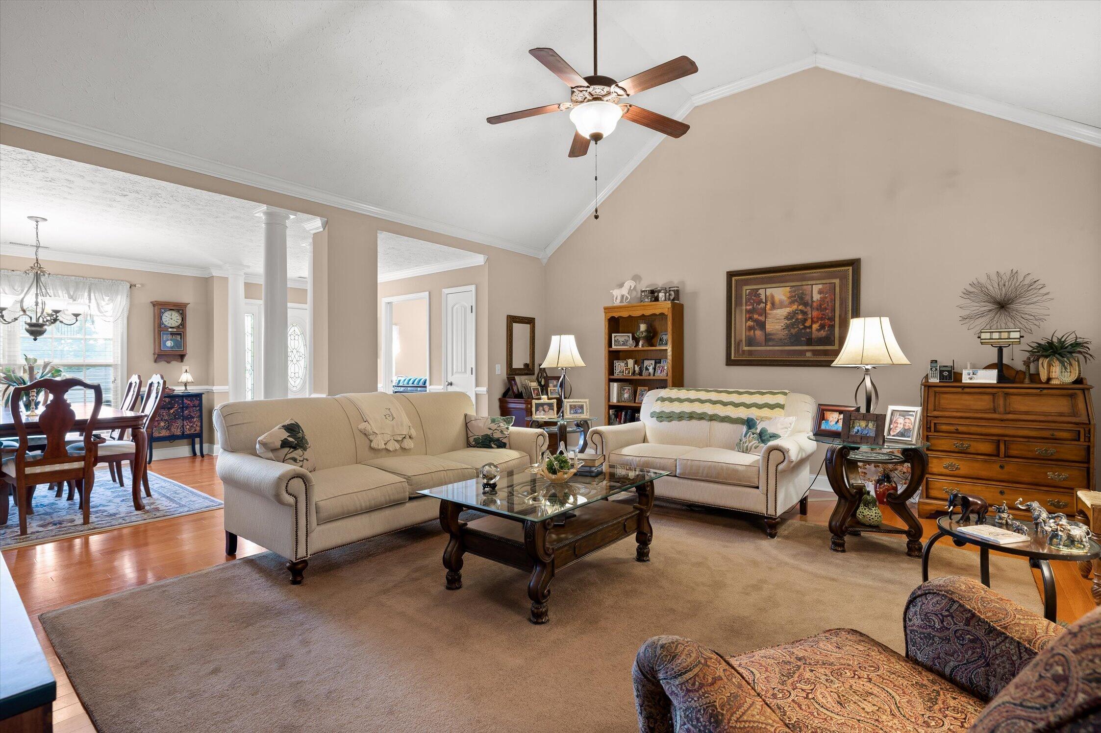 322 Peachtree Circle