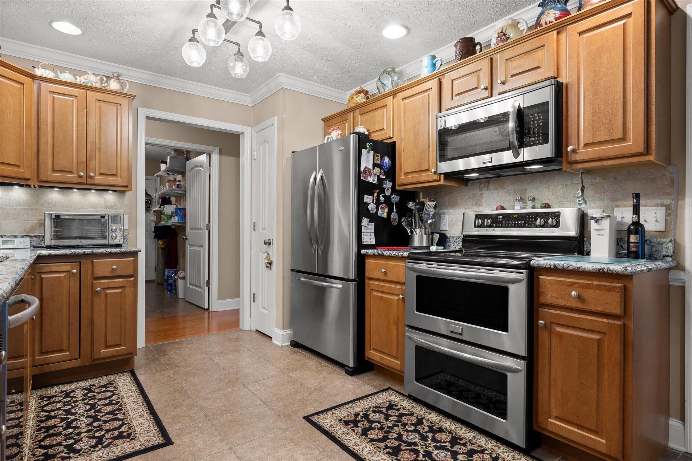 322 Peachtree Circle