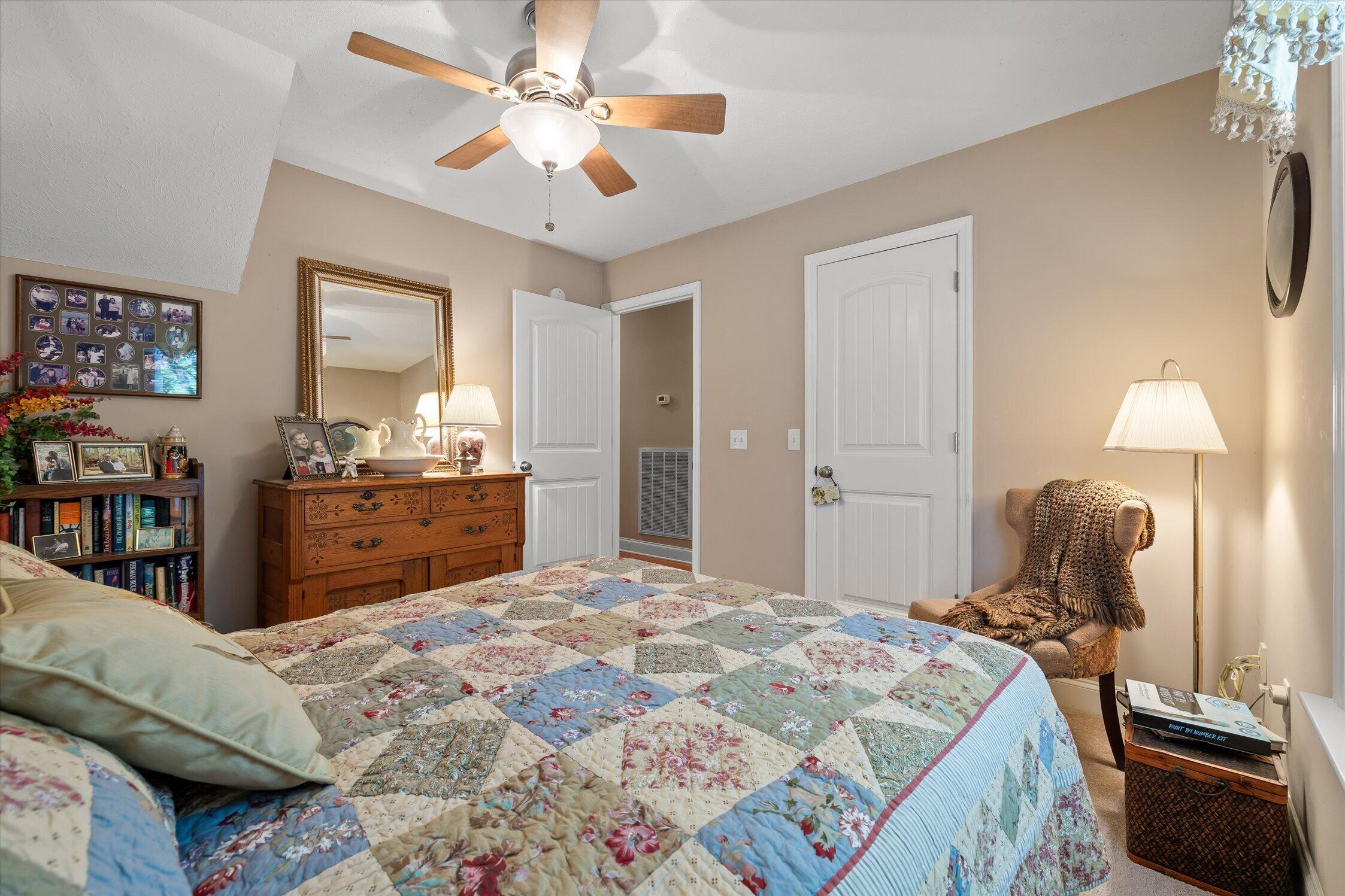 322 Peachtree Circle