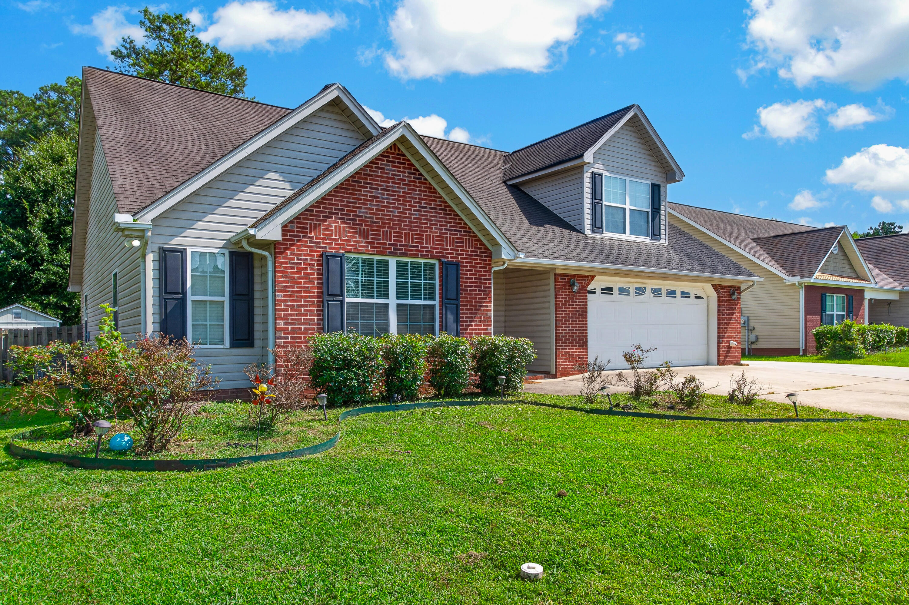 67 Gem Drive