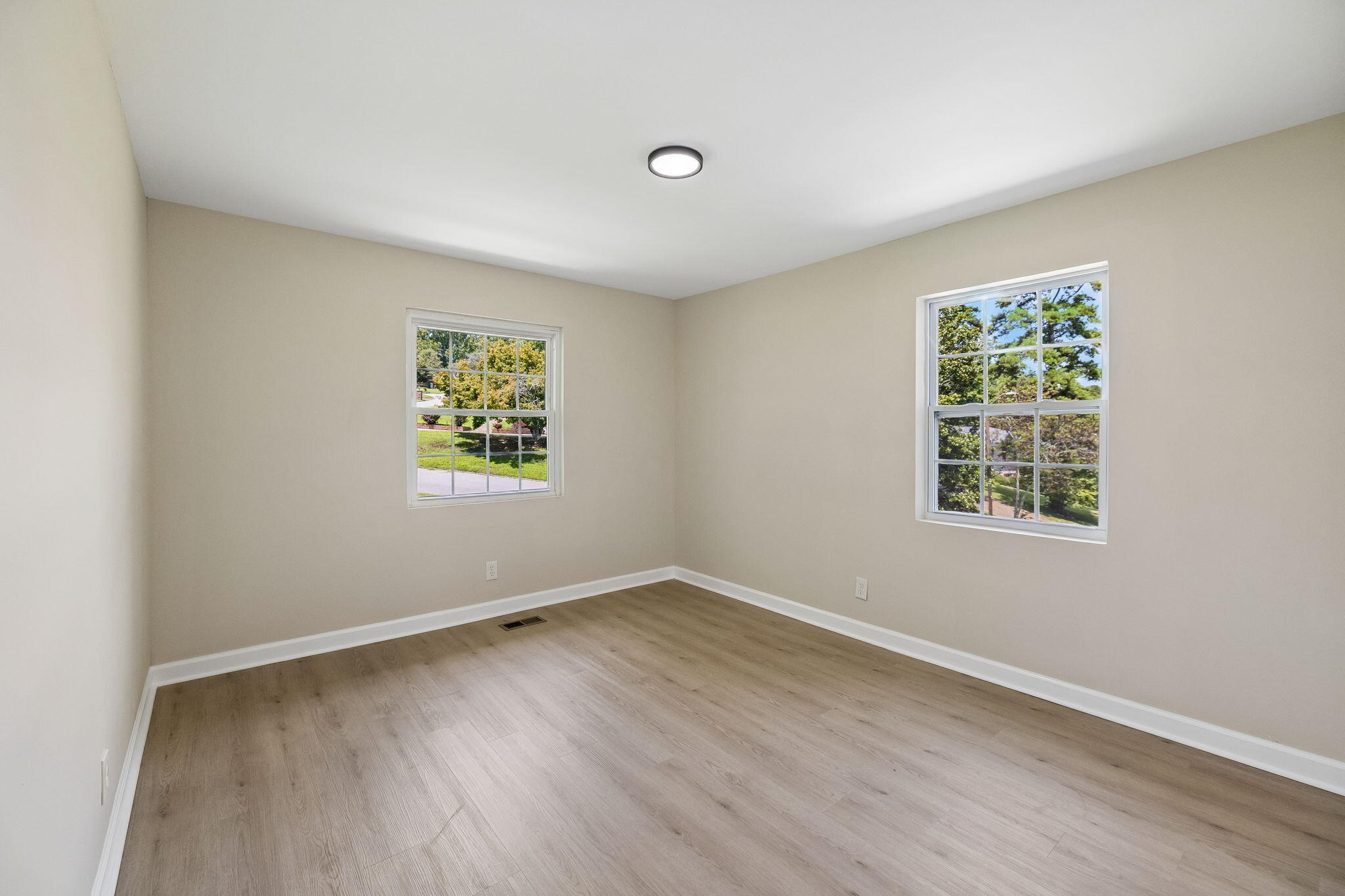 1200 Forest Green Drive
