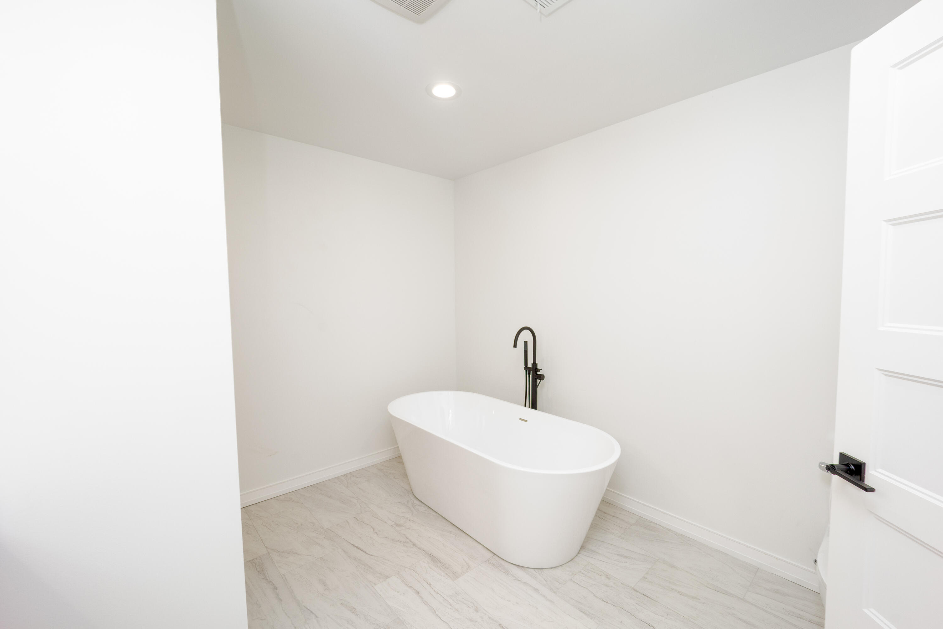 8600 Wading Branch Court