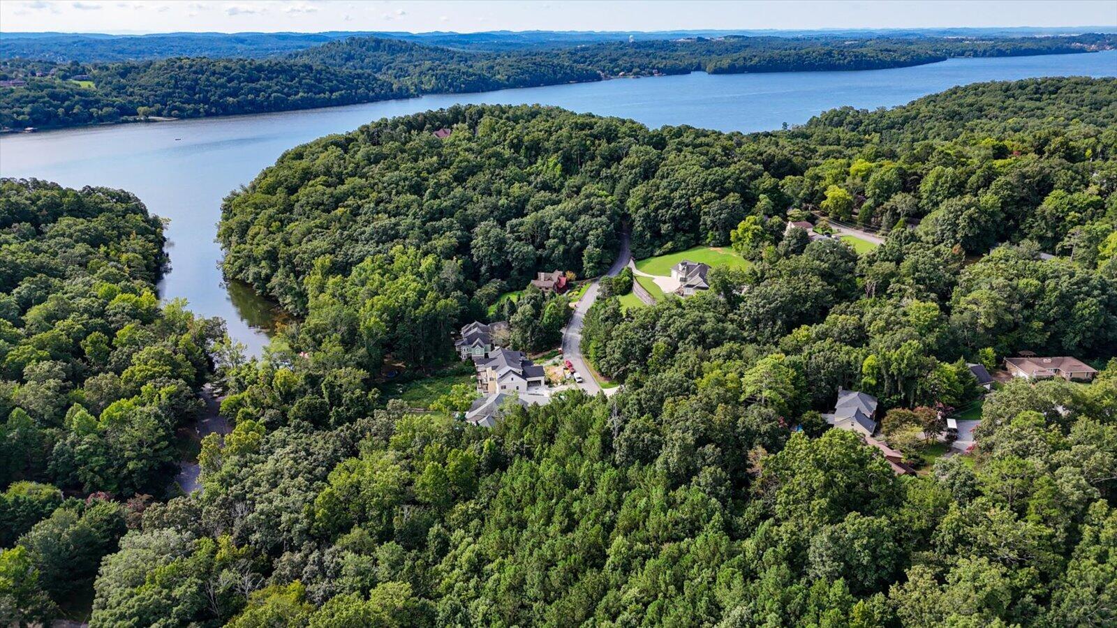 2001 River Bluff Drive, 29