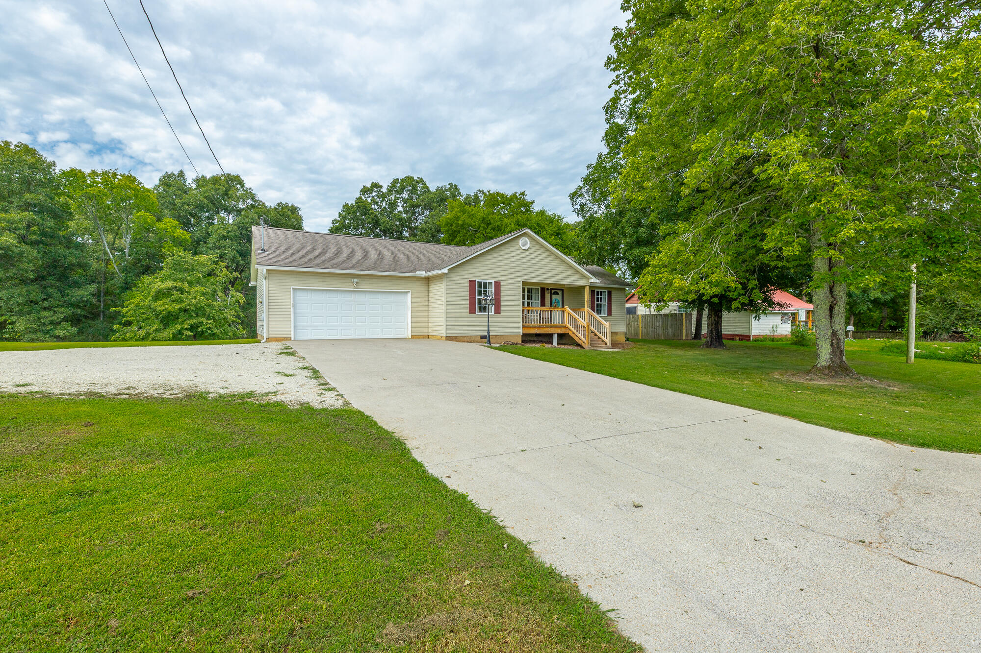 696 Taylor Broome Road
