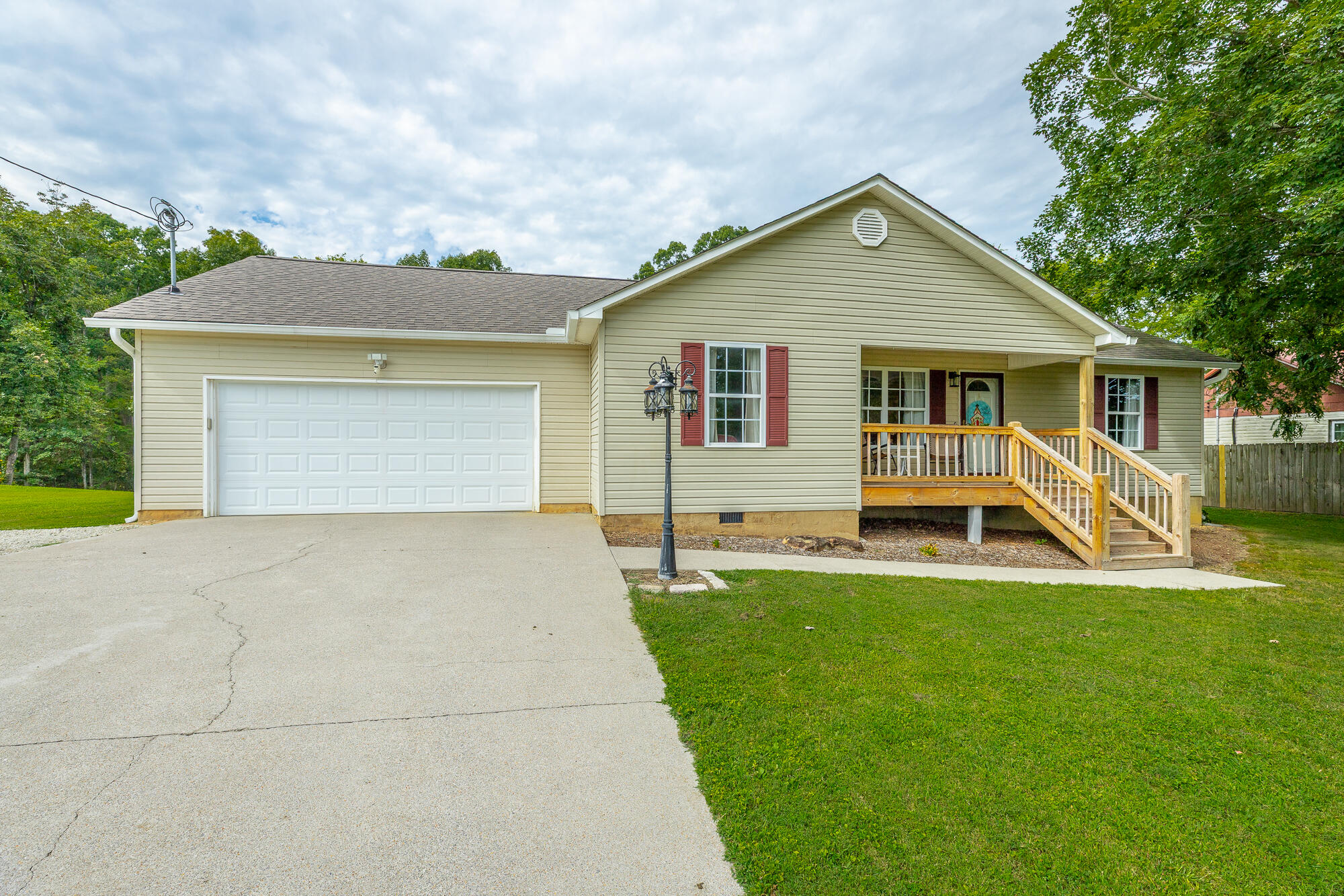 696 Taylor Broome Road
