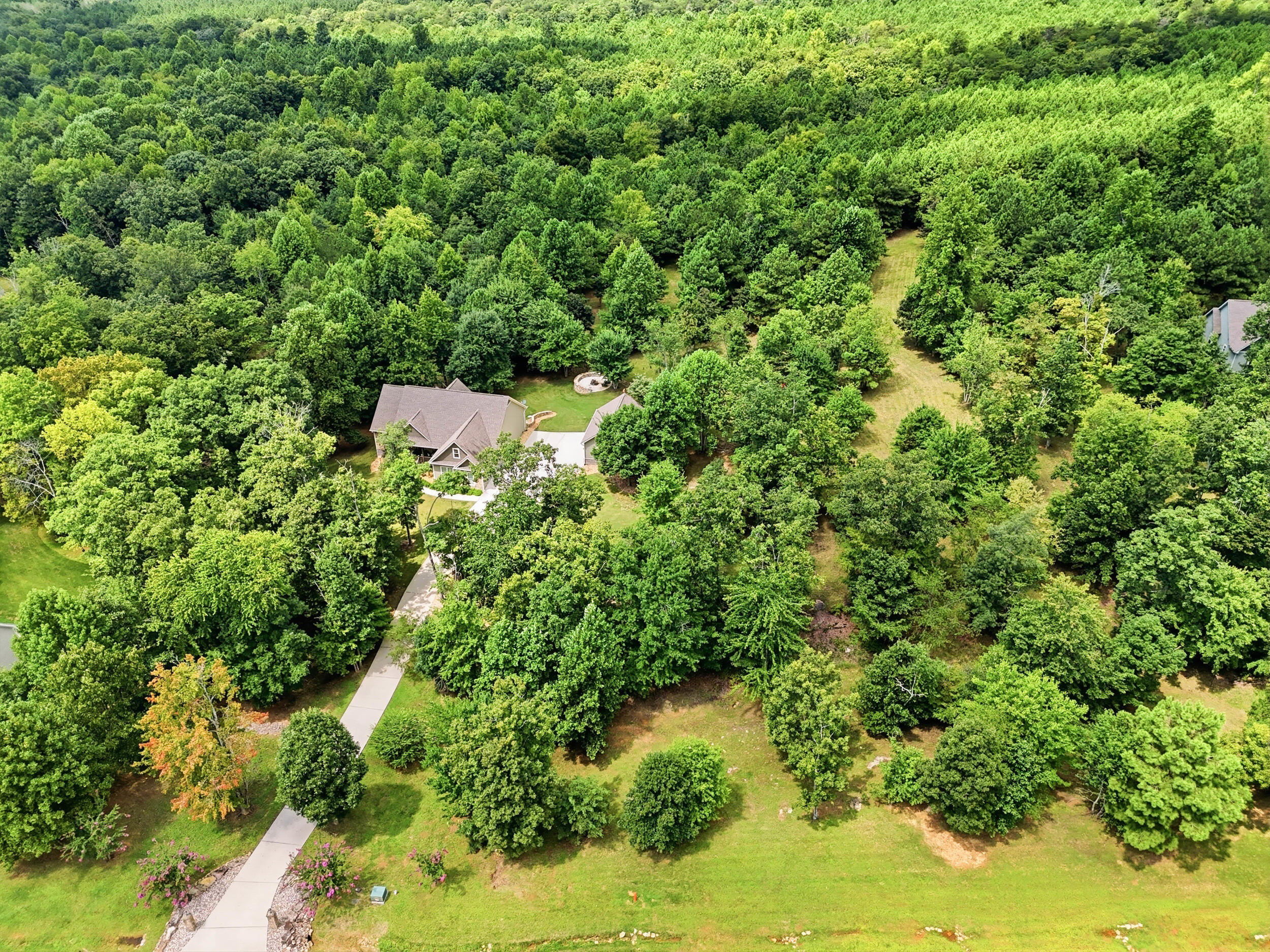 1625 River Bluffs Drive