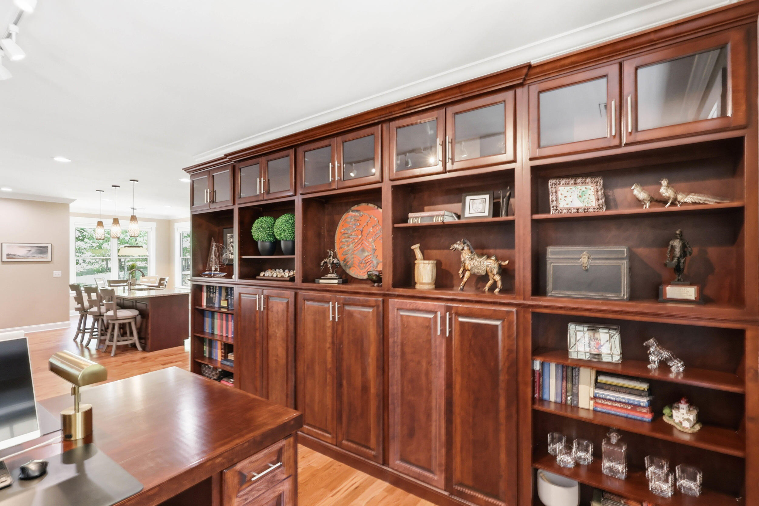 1625 River Bluffs Drive