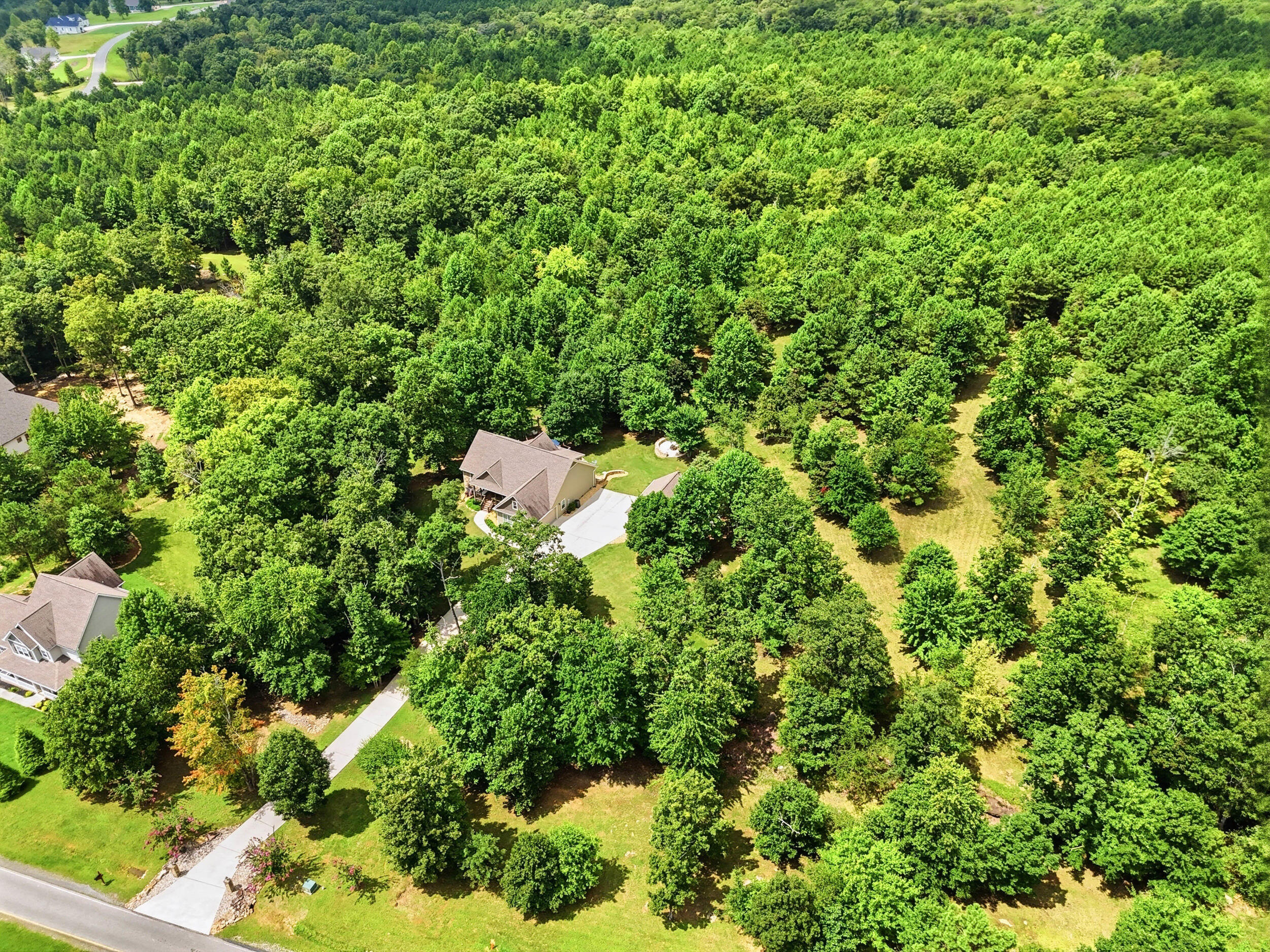1625 River Bluffs Drive