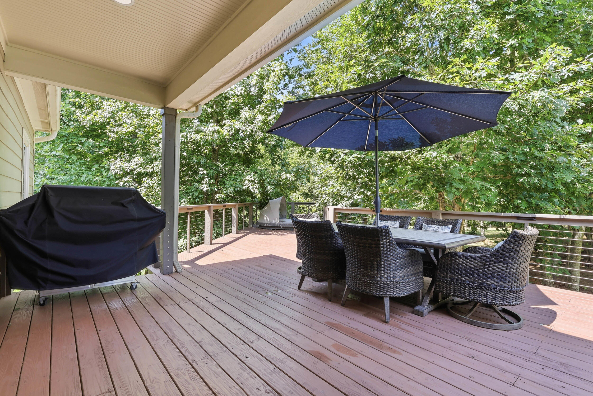 1625 River Bluffs Drive