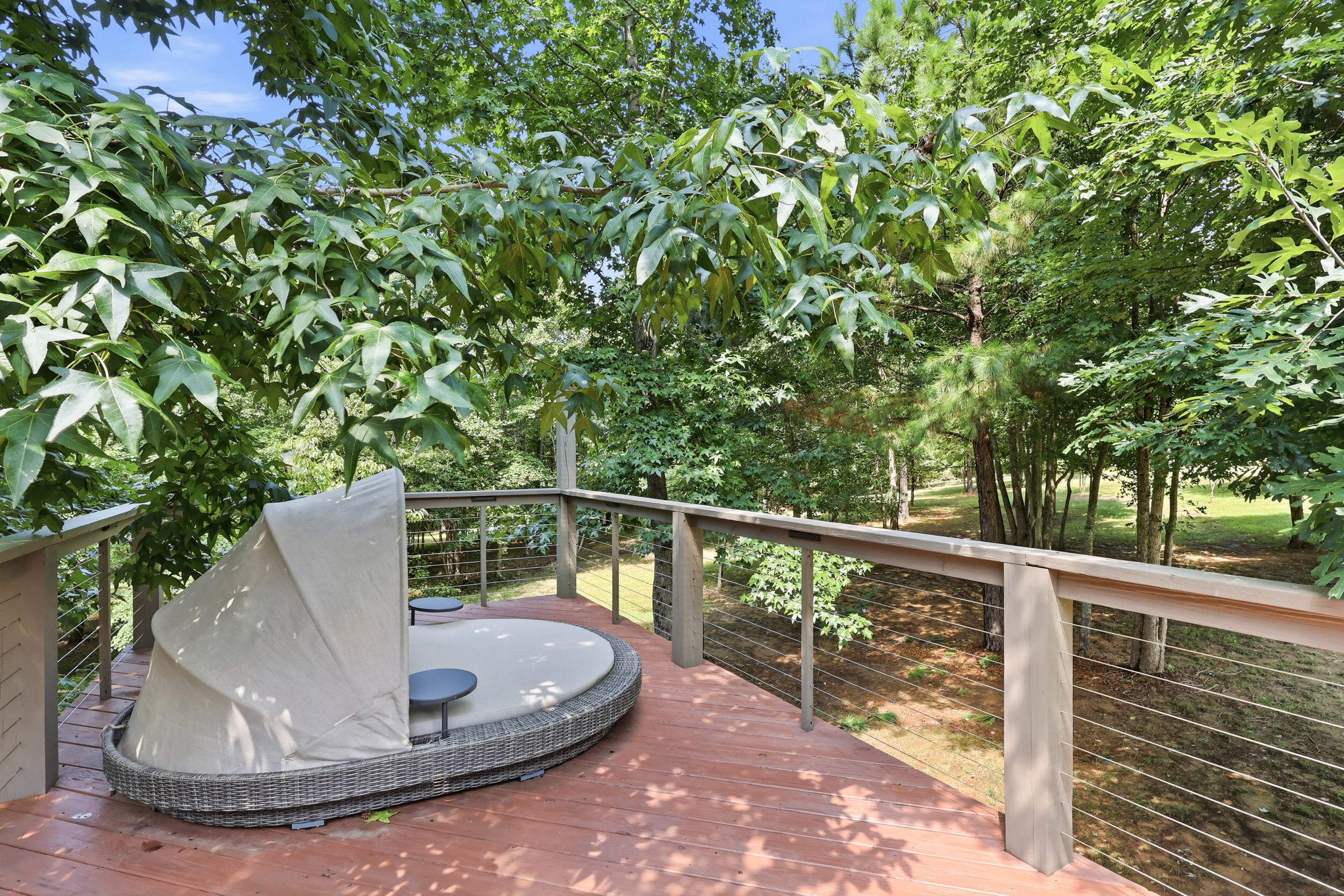 1625 River Bluffs Drive