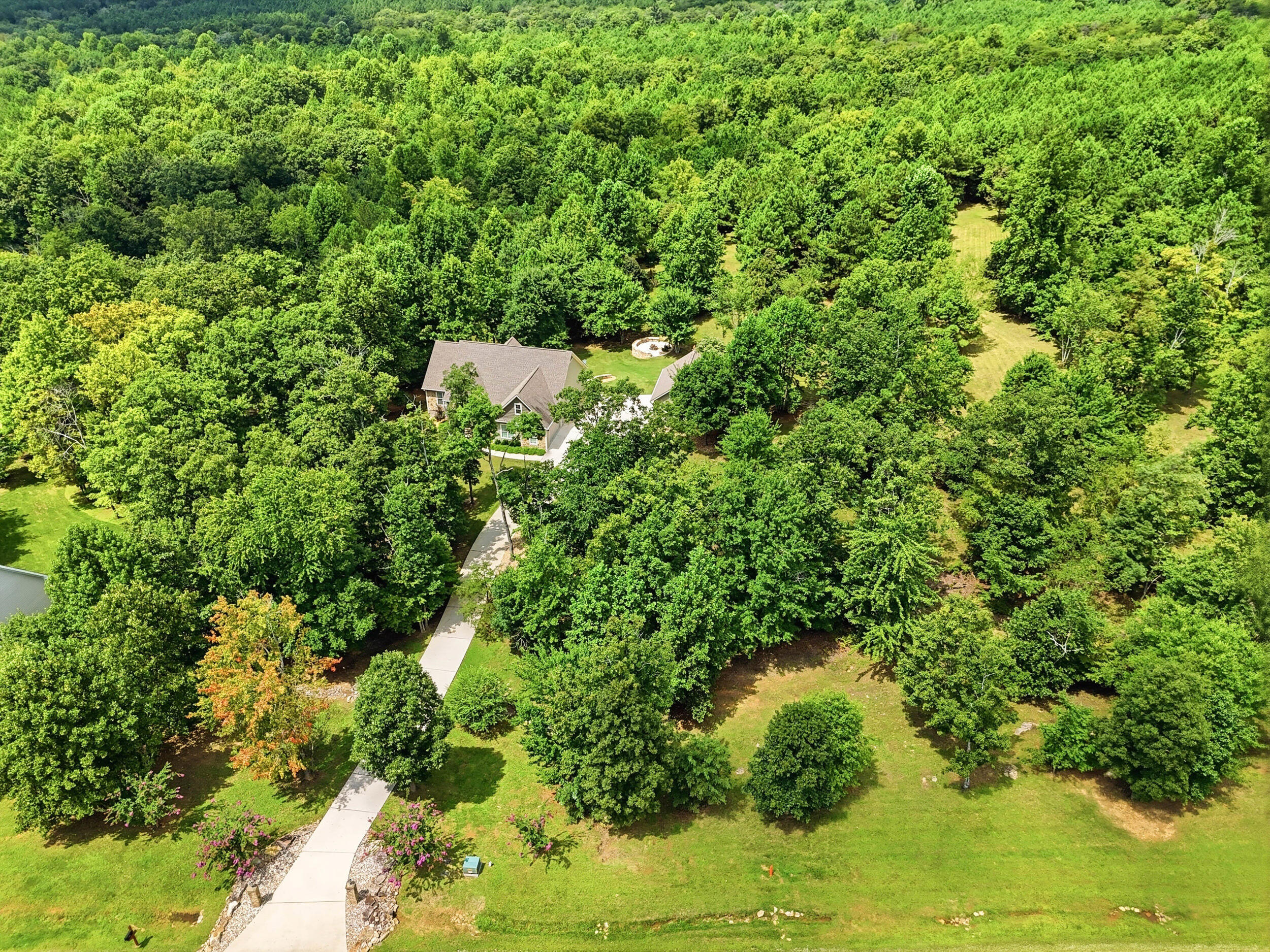 1625 River Bluffs Drive