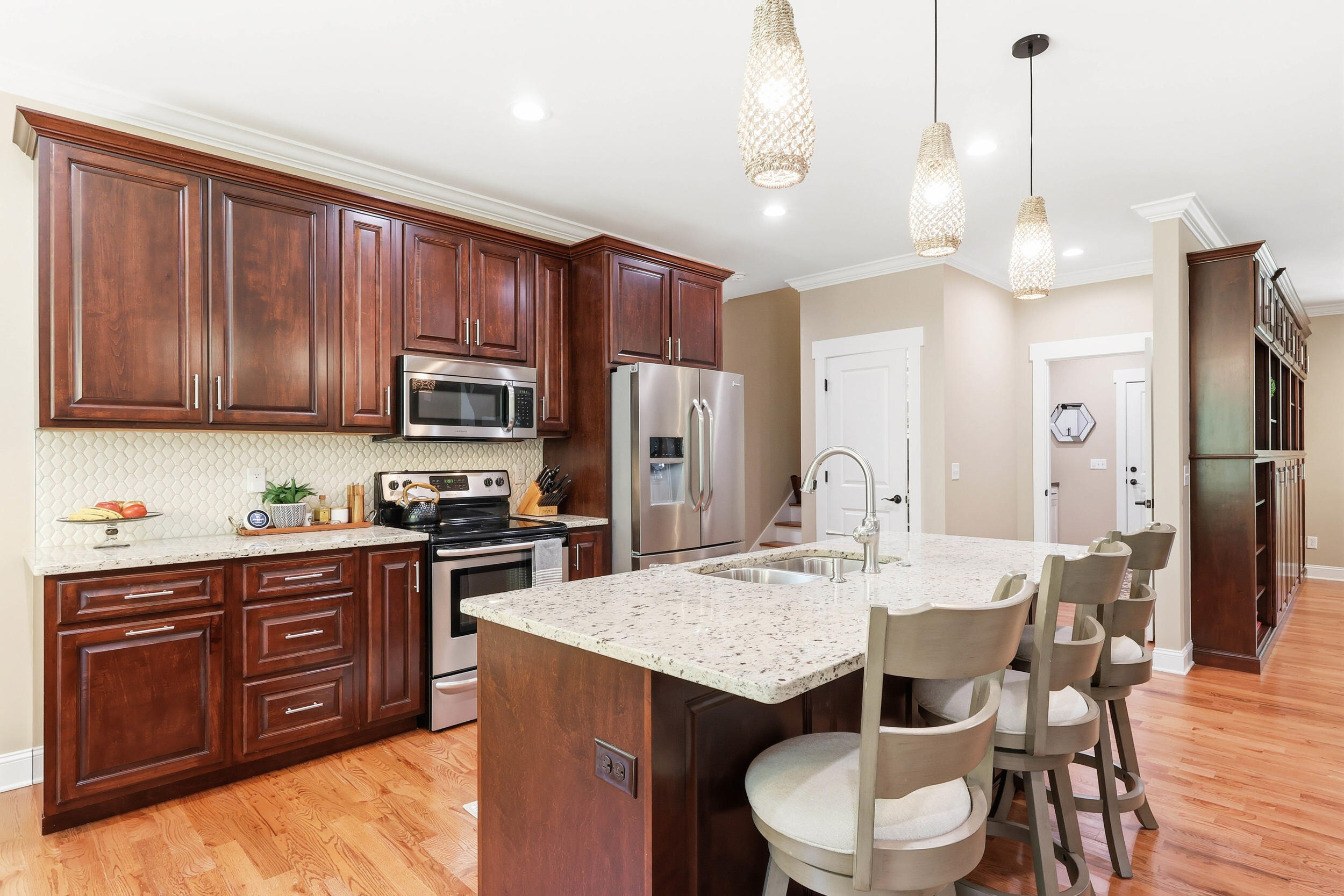 1625 River Bluffs Drive