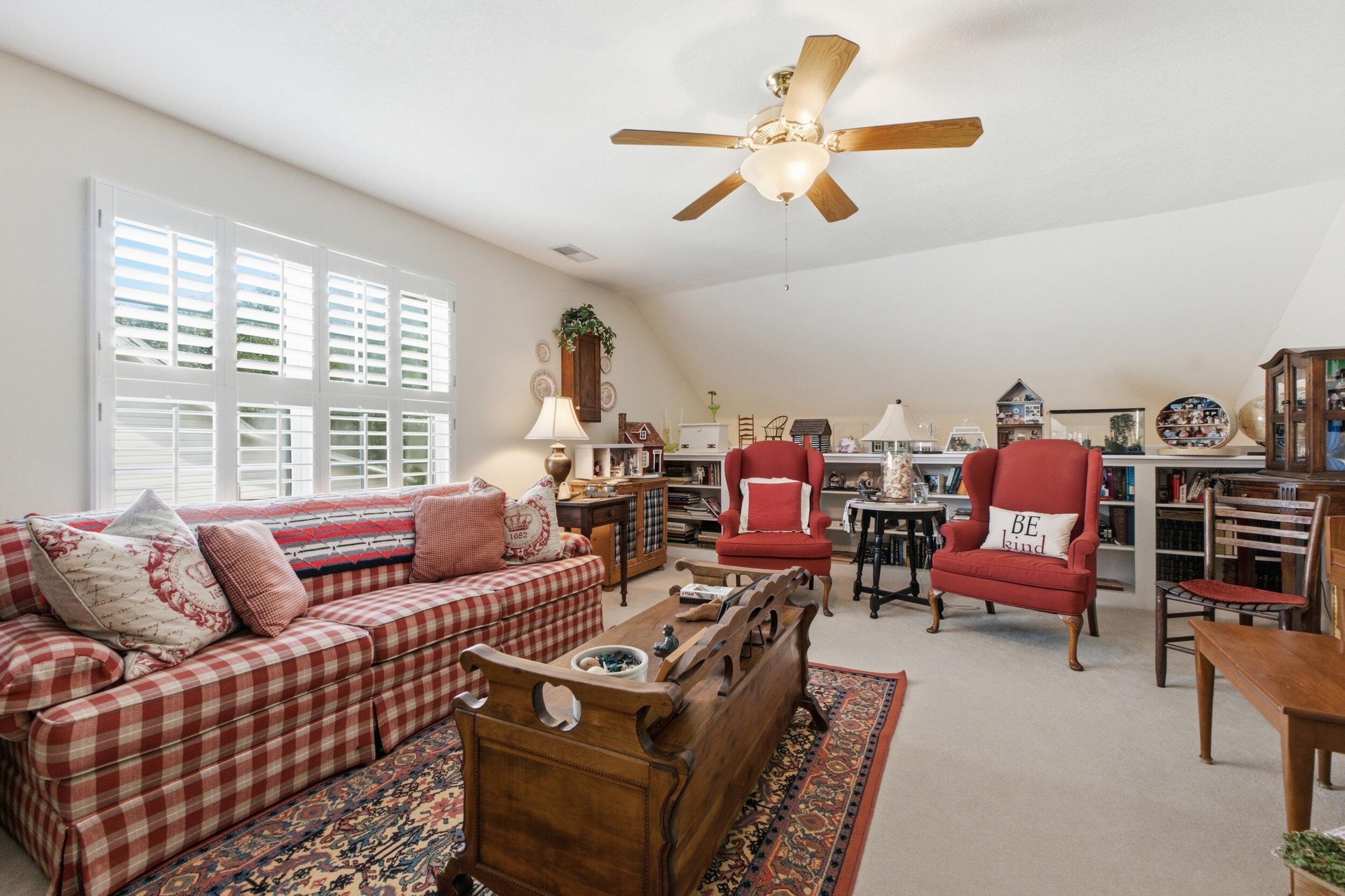 4580 Fire Pink Trail