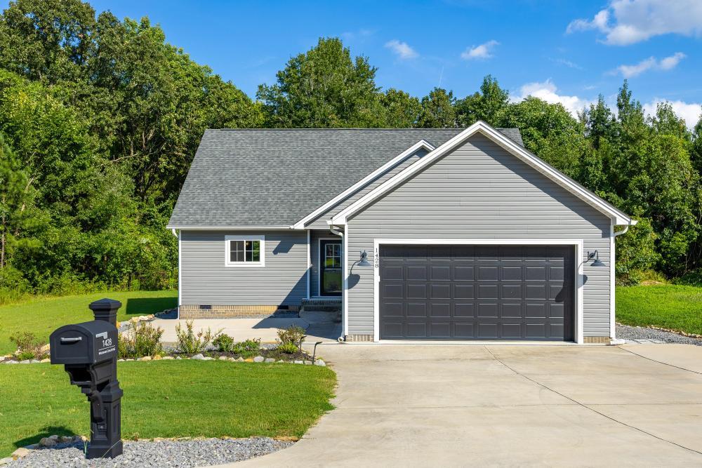 1428 Woodland Cove Drive NE
