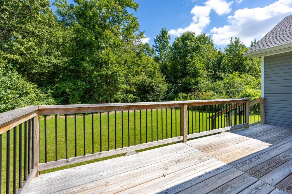 1428 Woodland Cove Drive NE