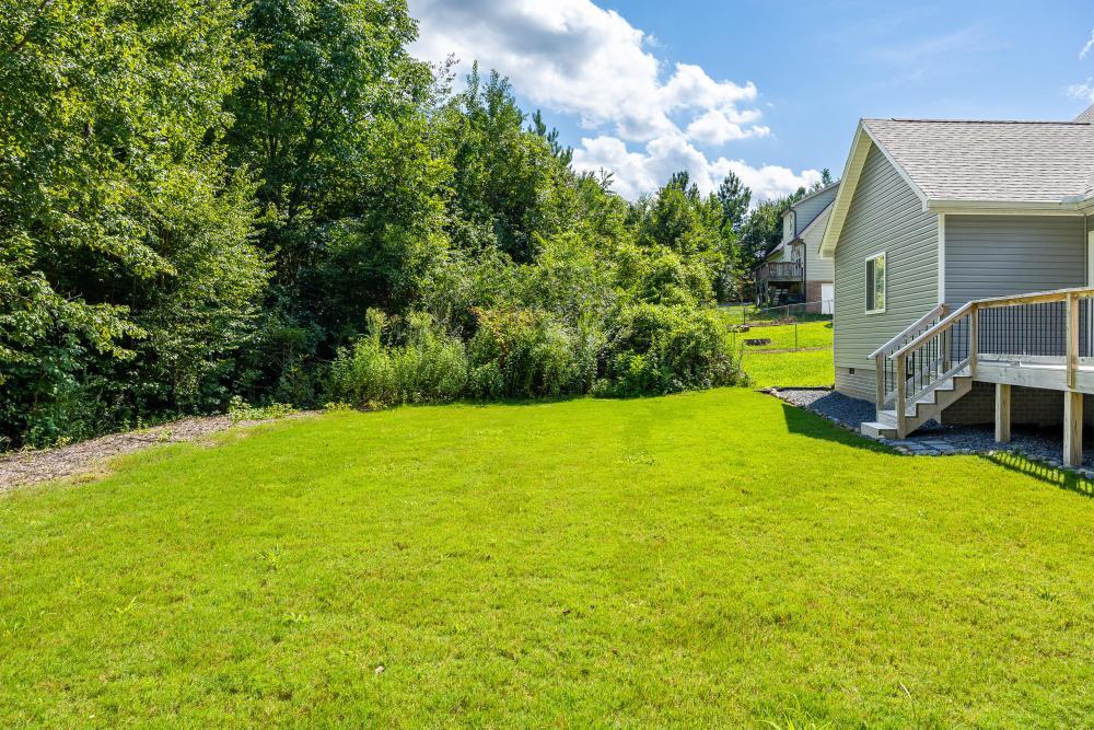 1428 Woodland Cove Drive NE
