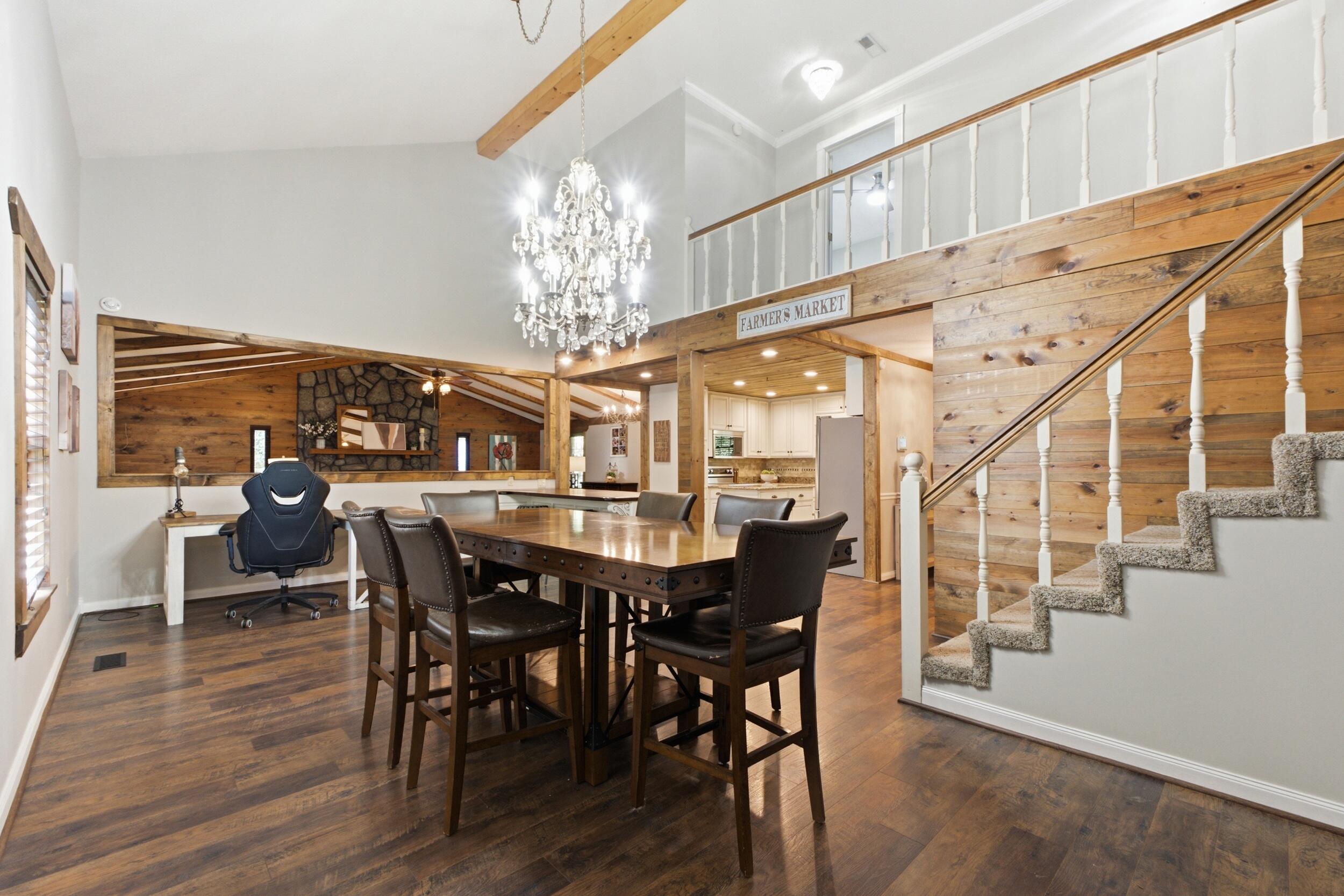 933 Halls Valley Road