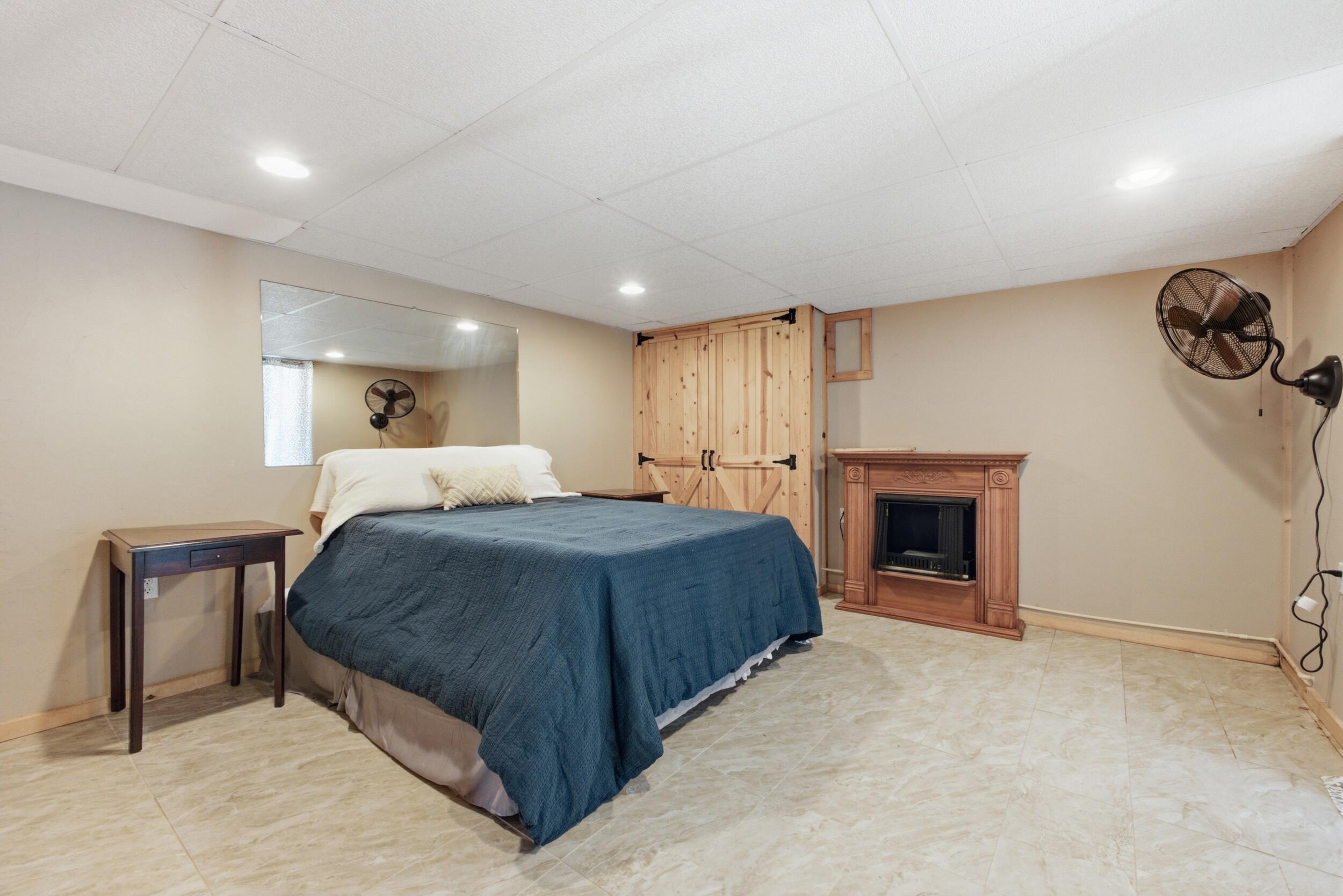 933 Halls Valley Road