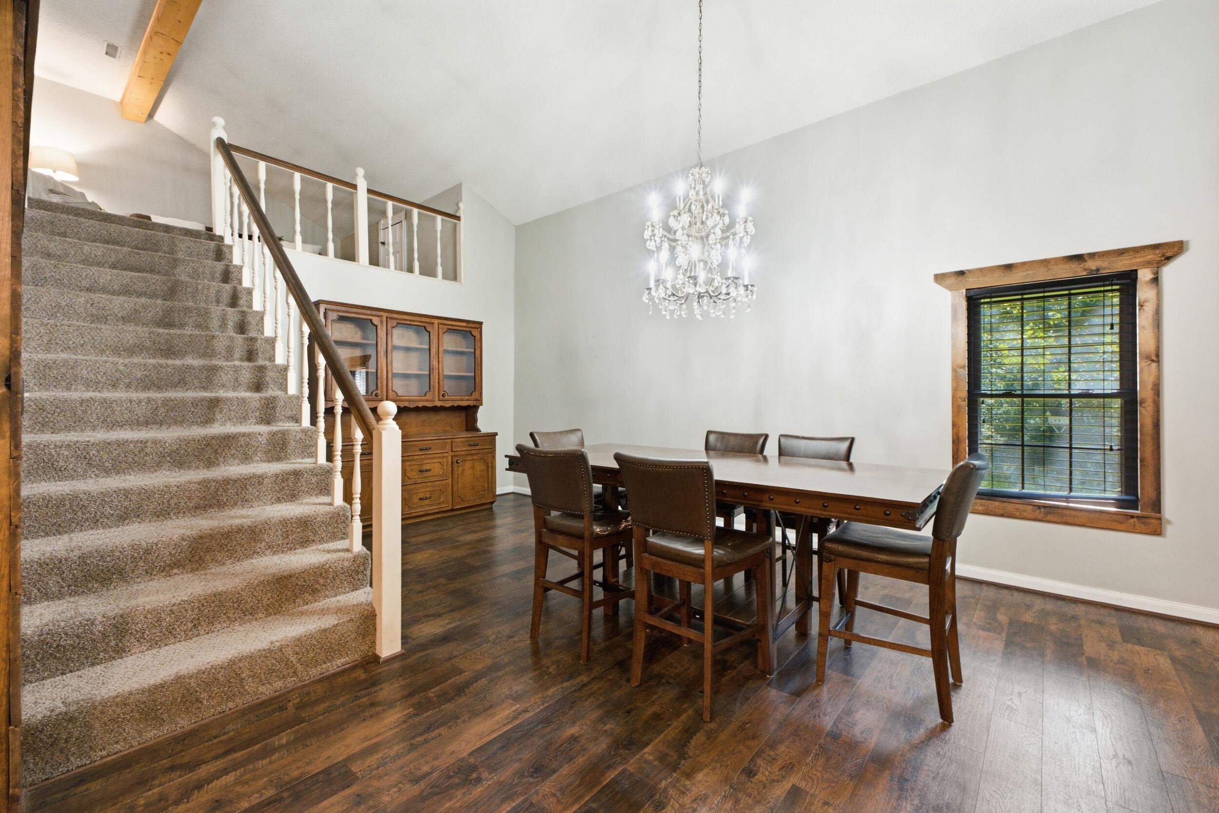 933 Halls Valley Road