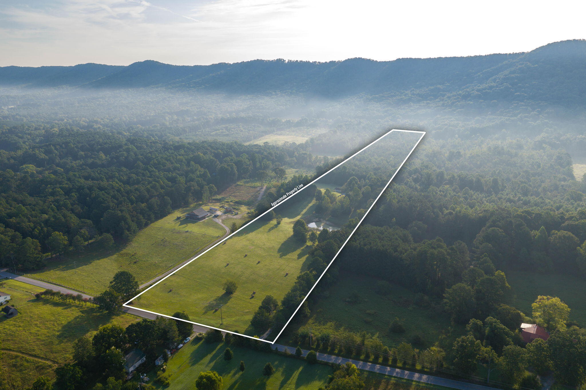 933 Halls Valley Road