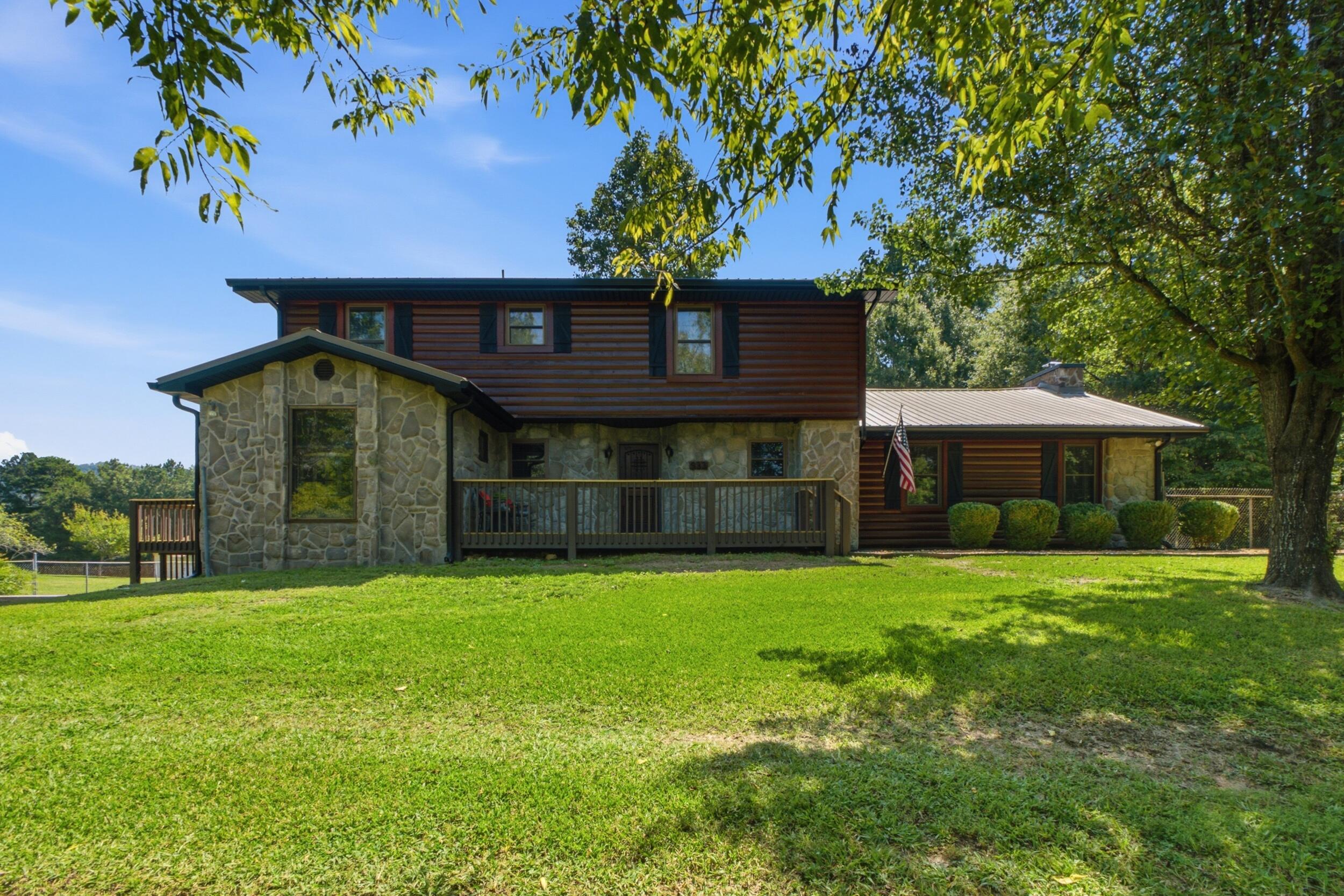 933 Halls Valley Road
