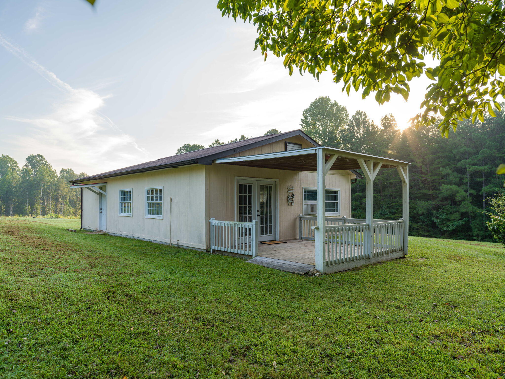 933 Halls Valley Road