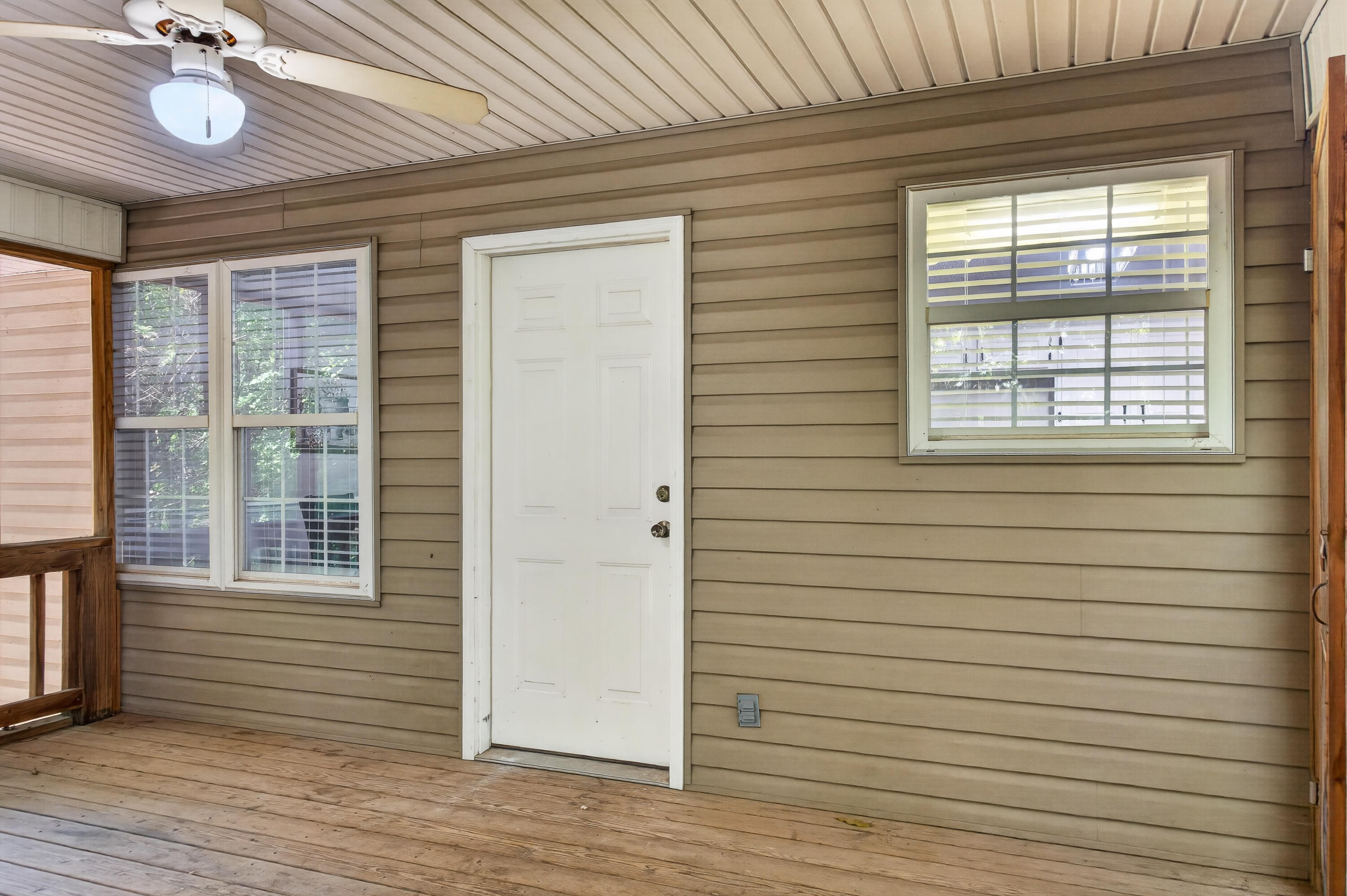 95 Creekview Drive