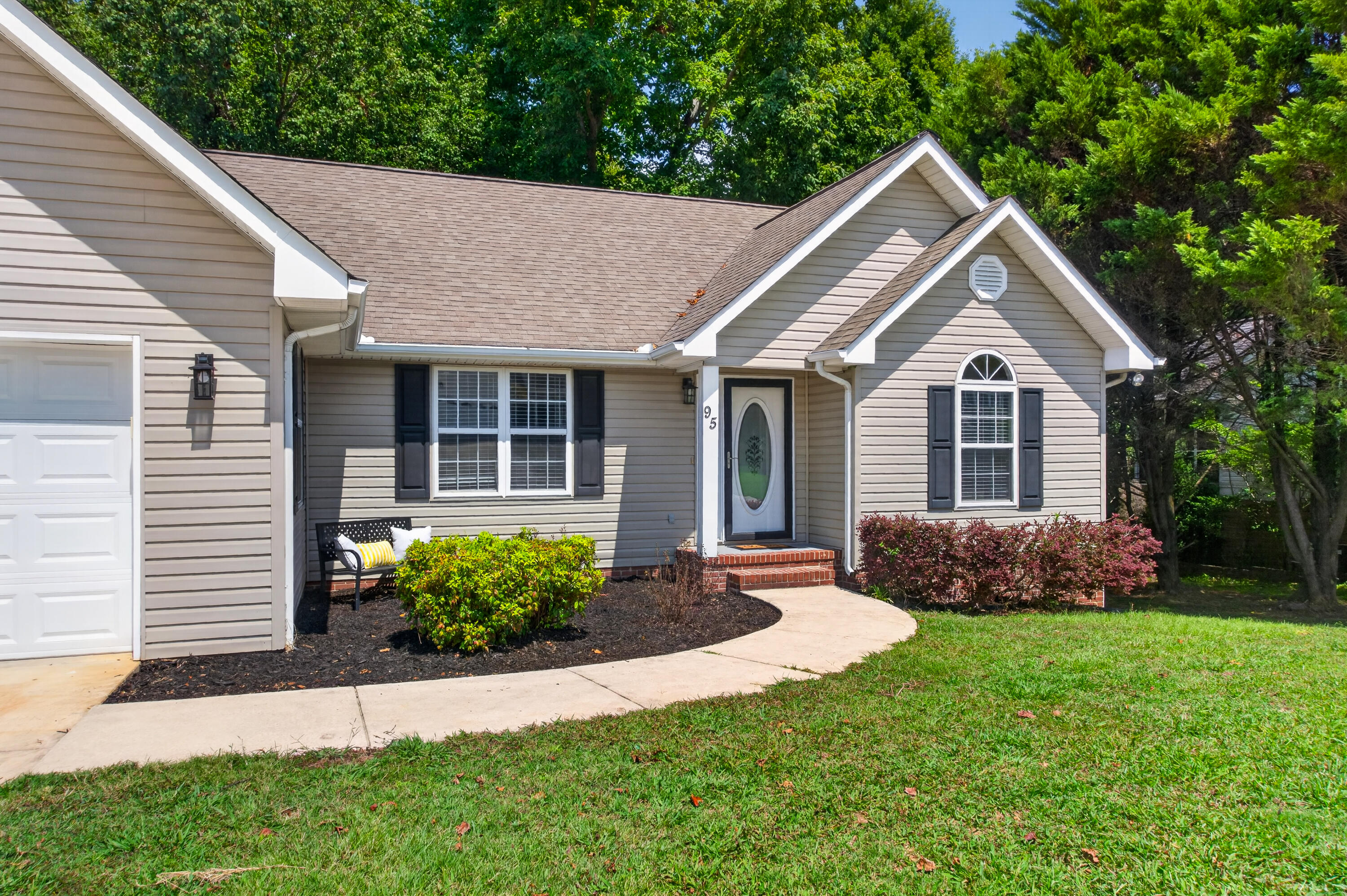 95 Creekview Drive