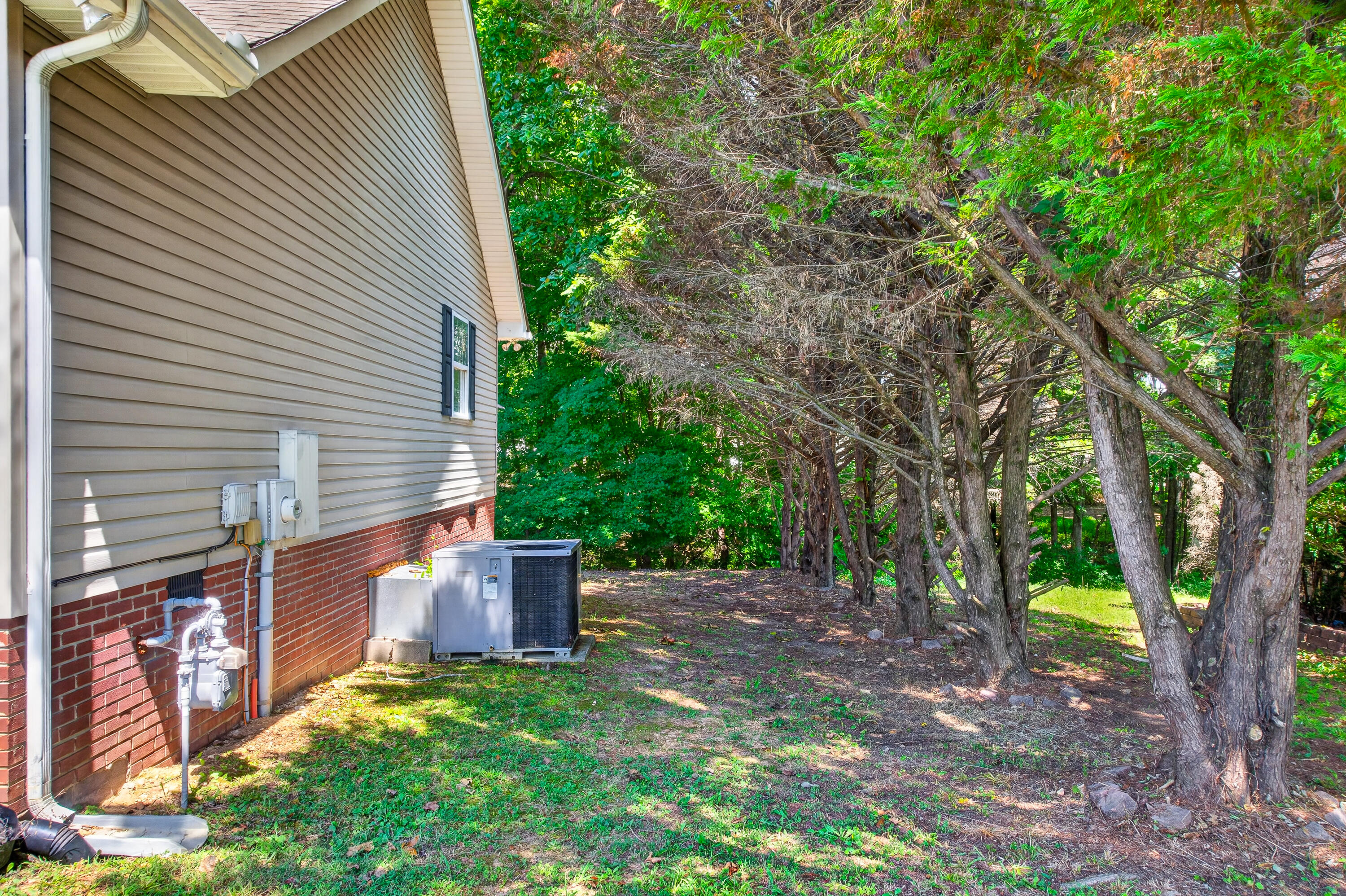 95 Creekview Drive