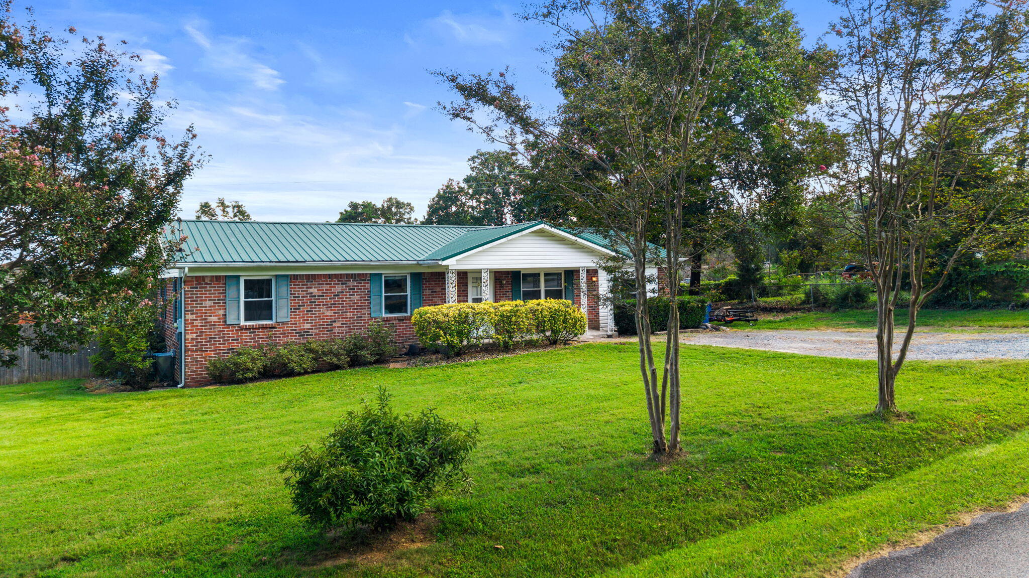 2044 Rolling Brook Drive NE