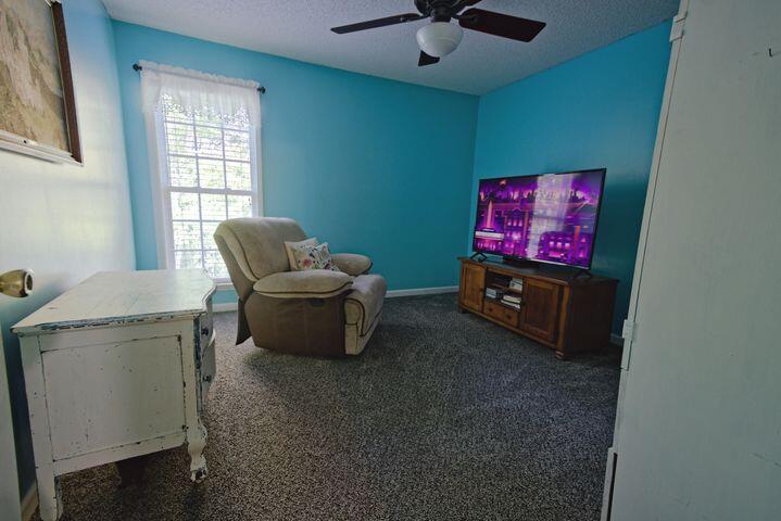 1220 Lone Mountain Drive