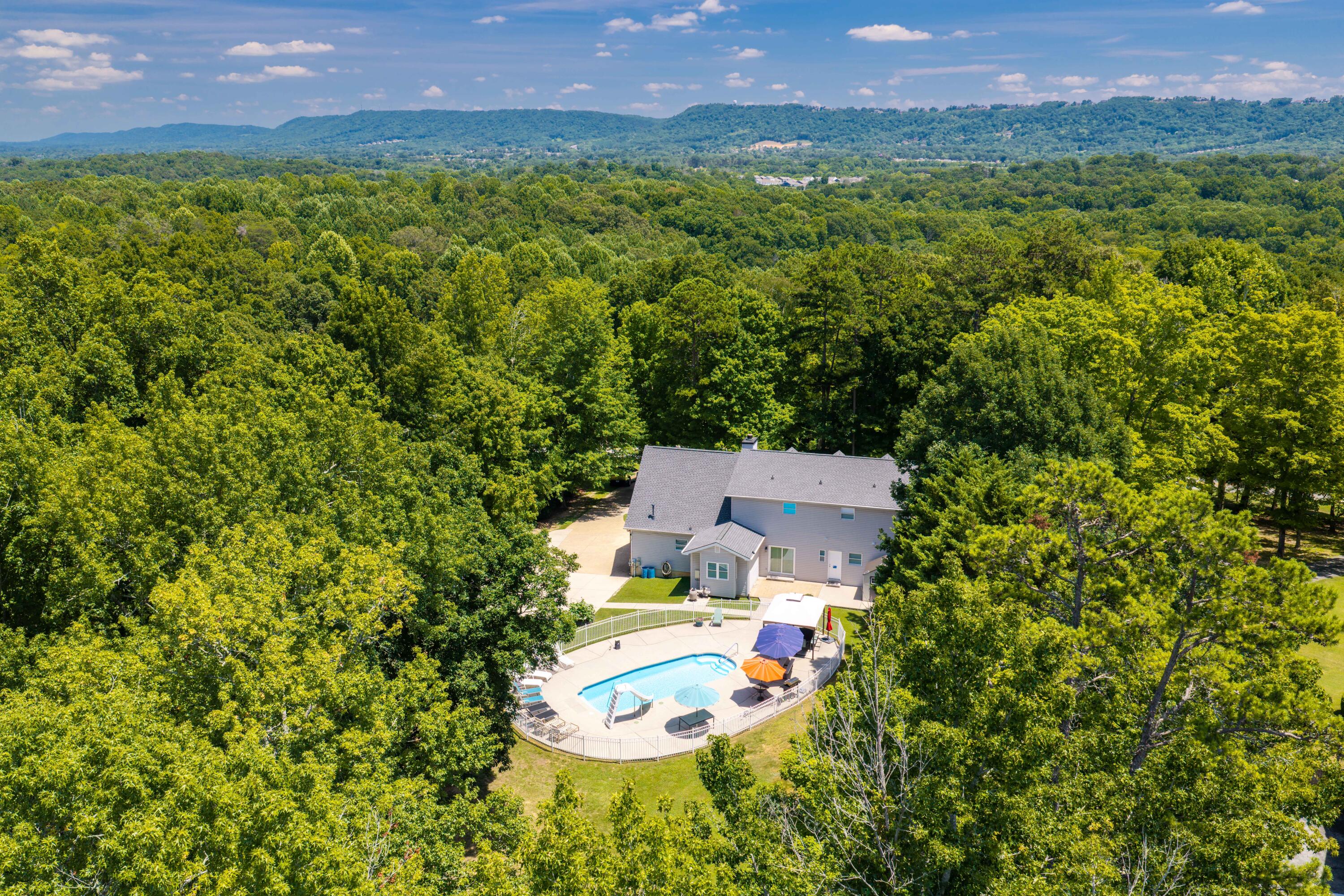 5551 Hunter Road
