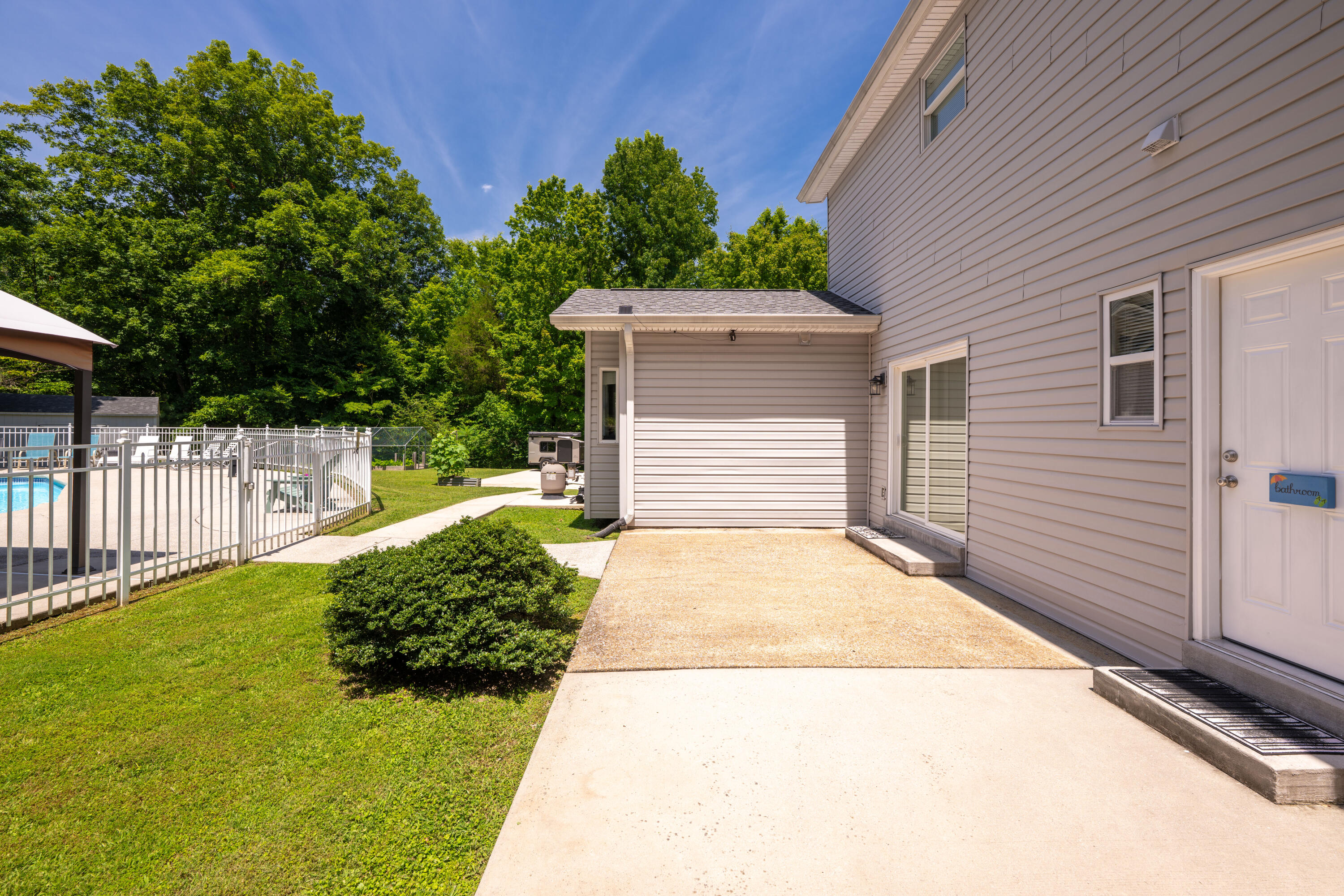 5551 Hunter Road
