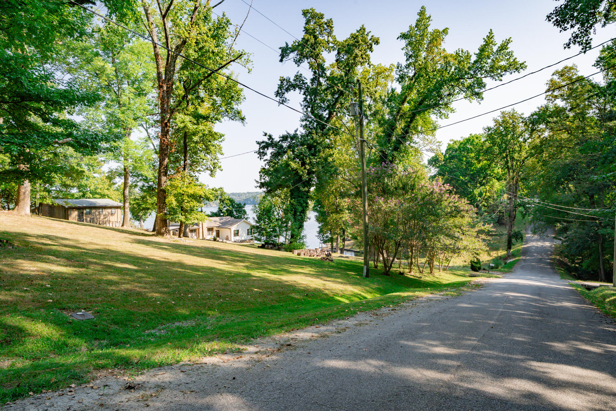 11912 Crestwood Trail